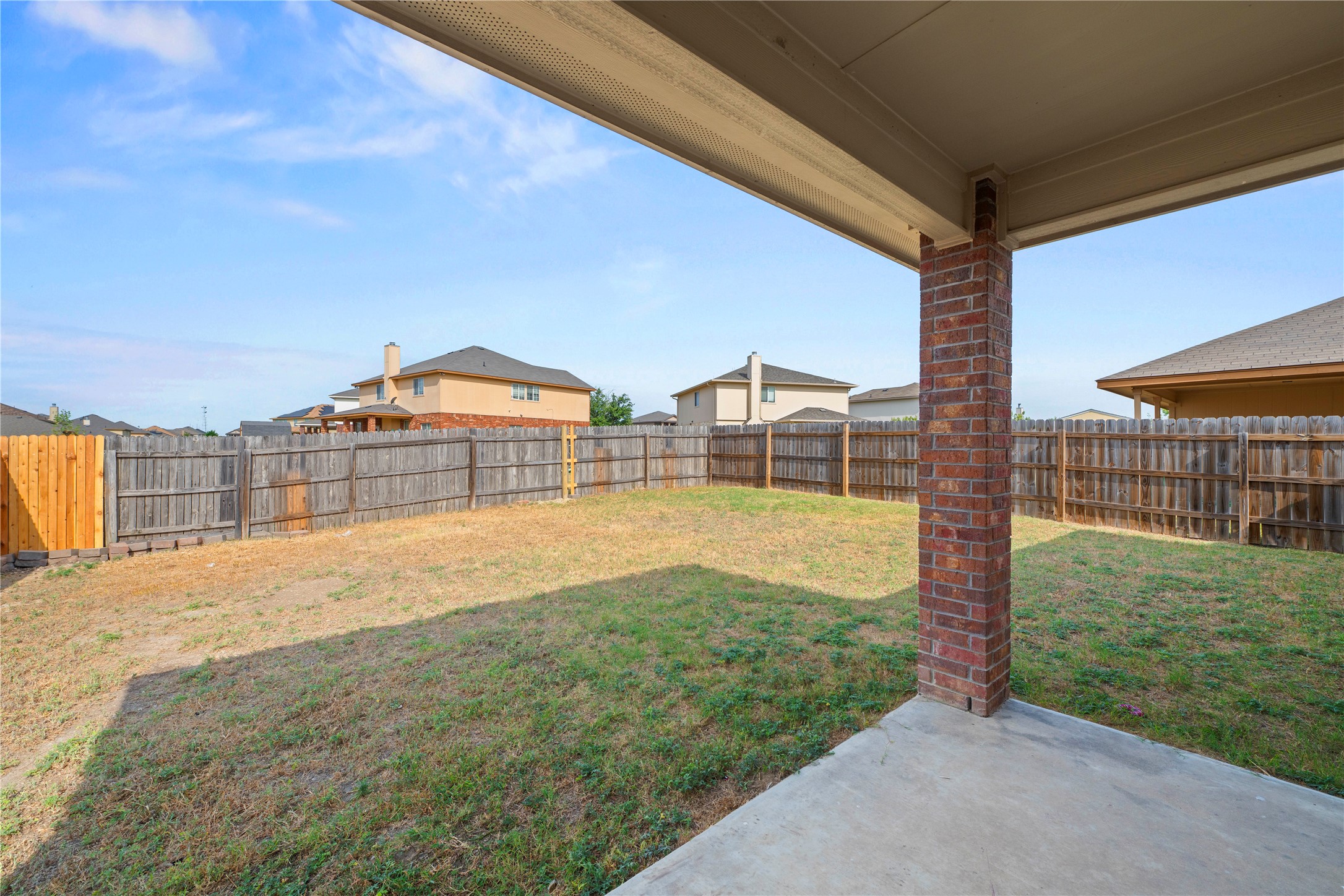 main property photo 29