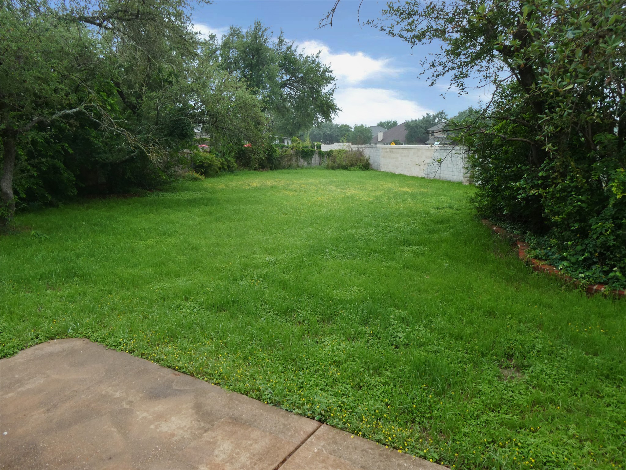 main property photo 29