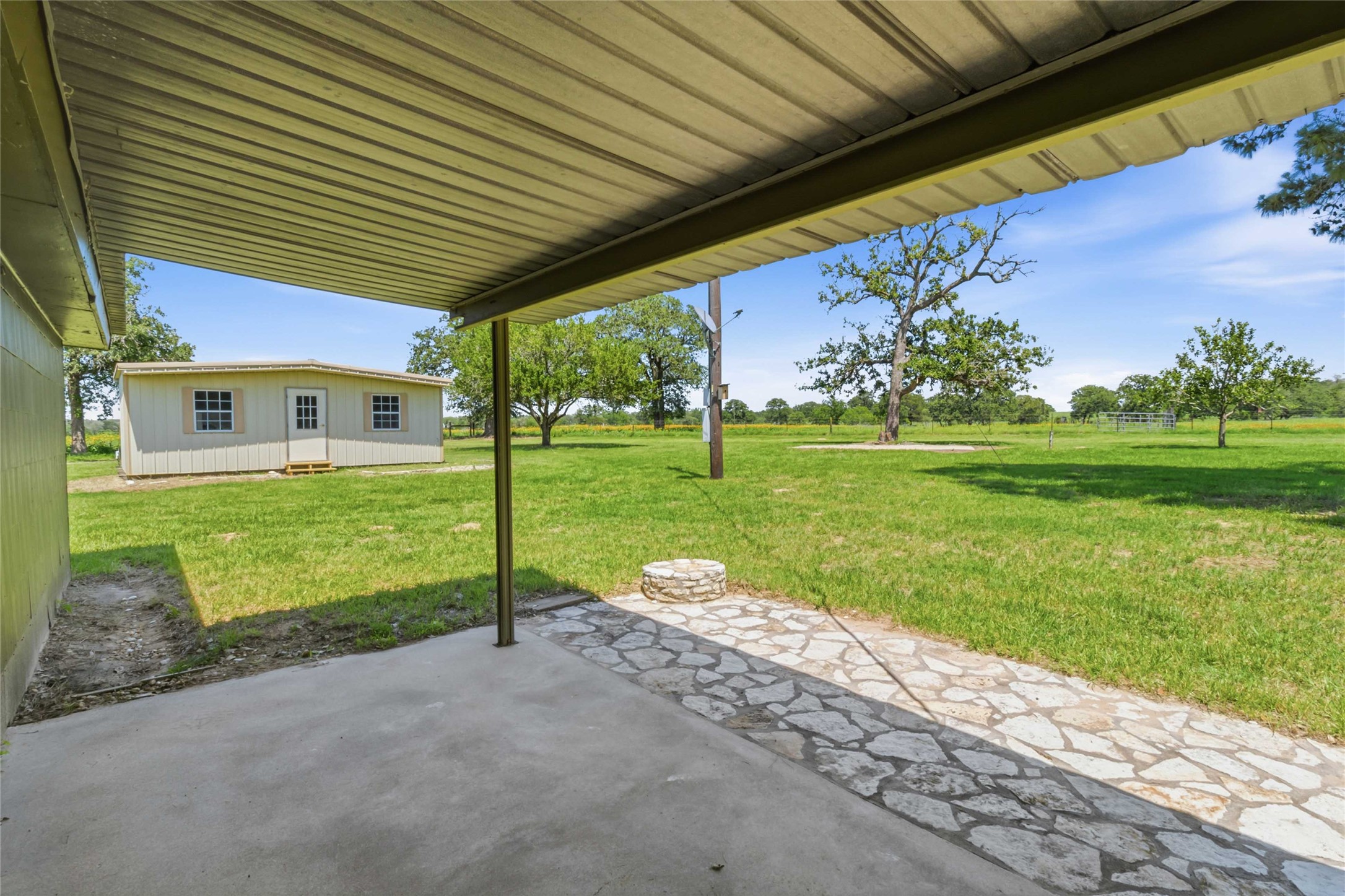 main property photo 26