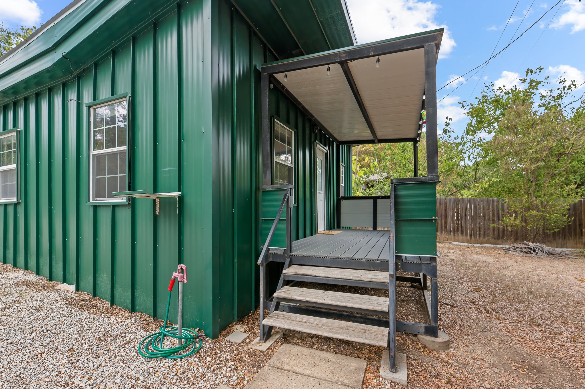 main property photo 23