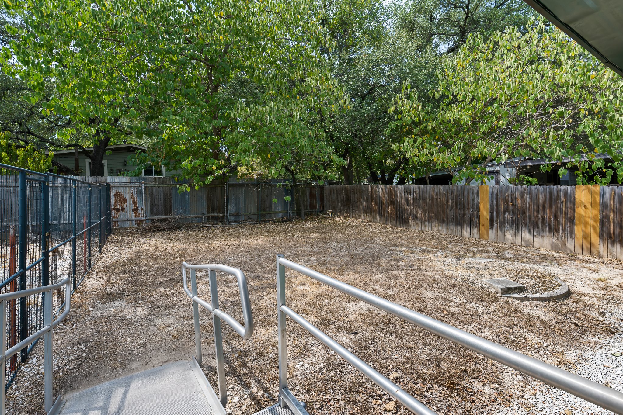 main property photo 26