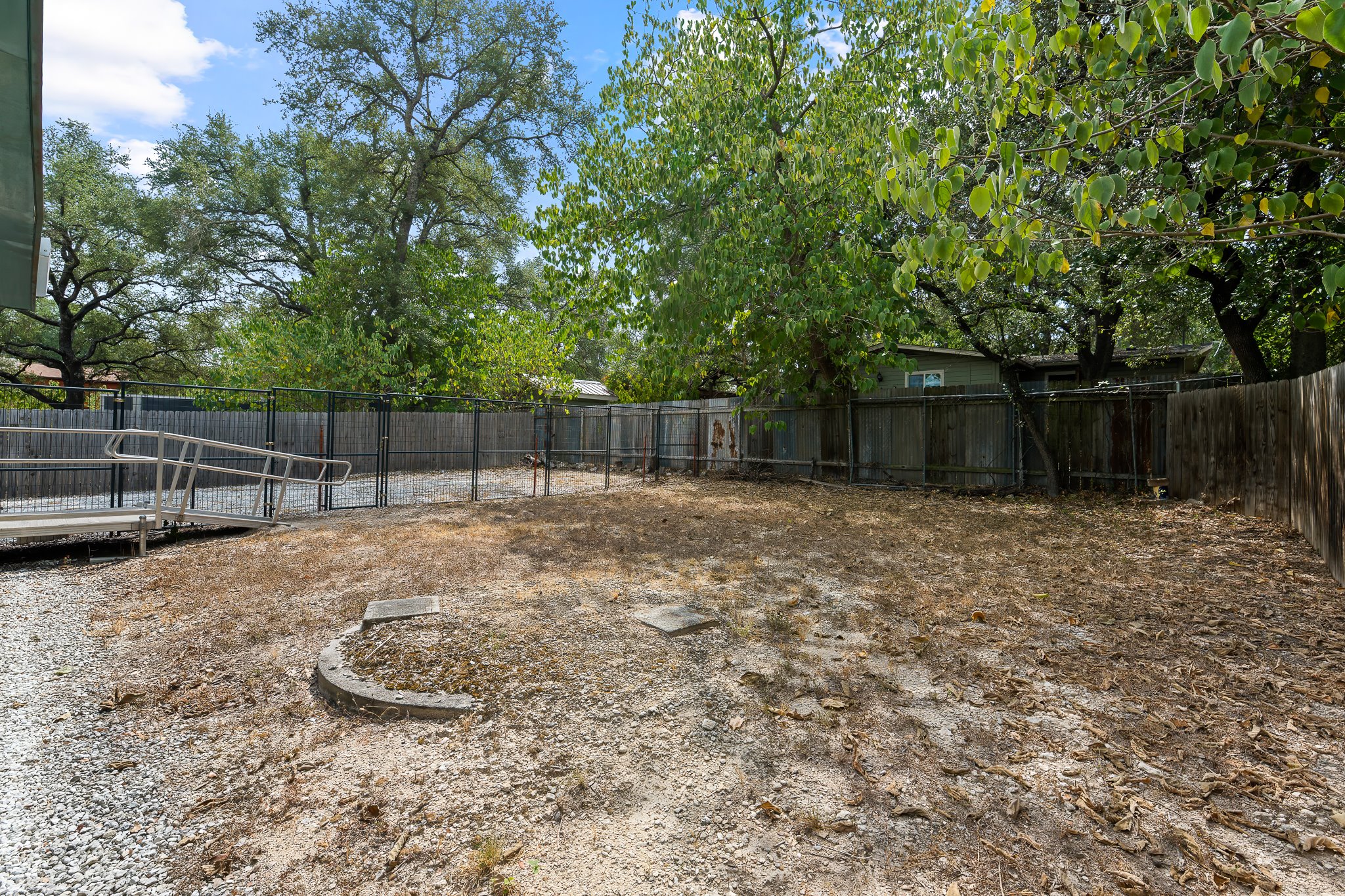 main property photo 27