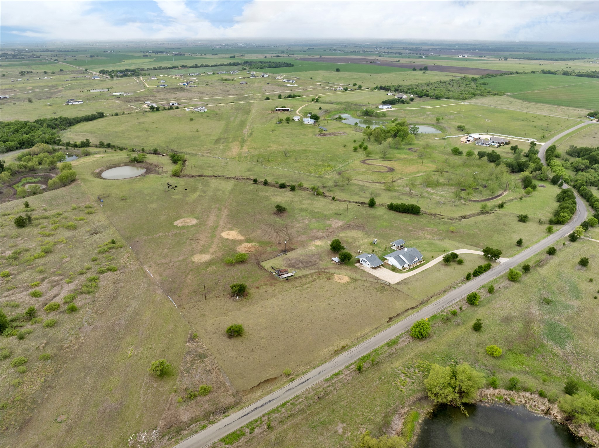 main property photo 36