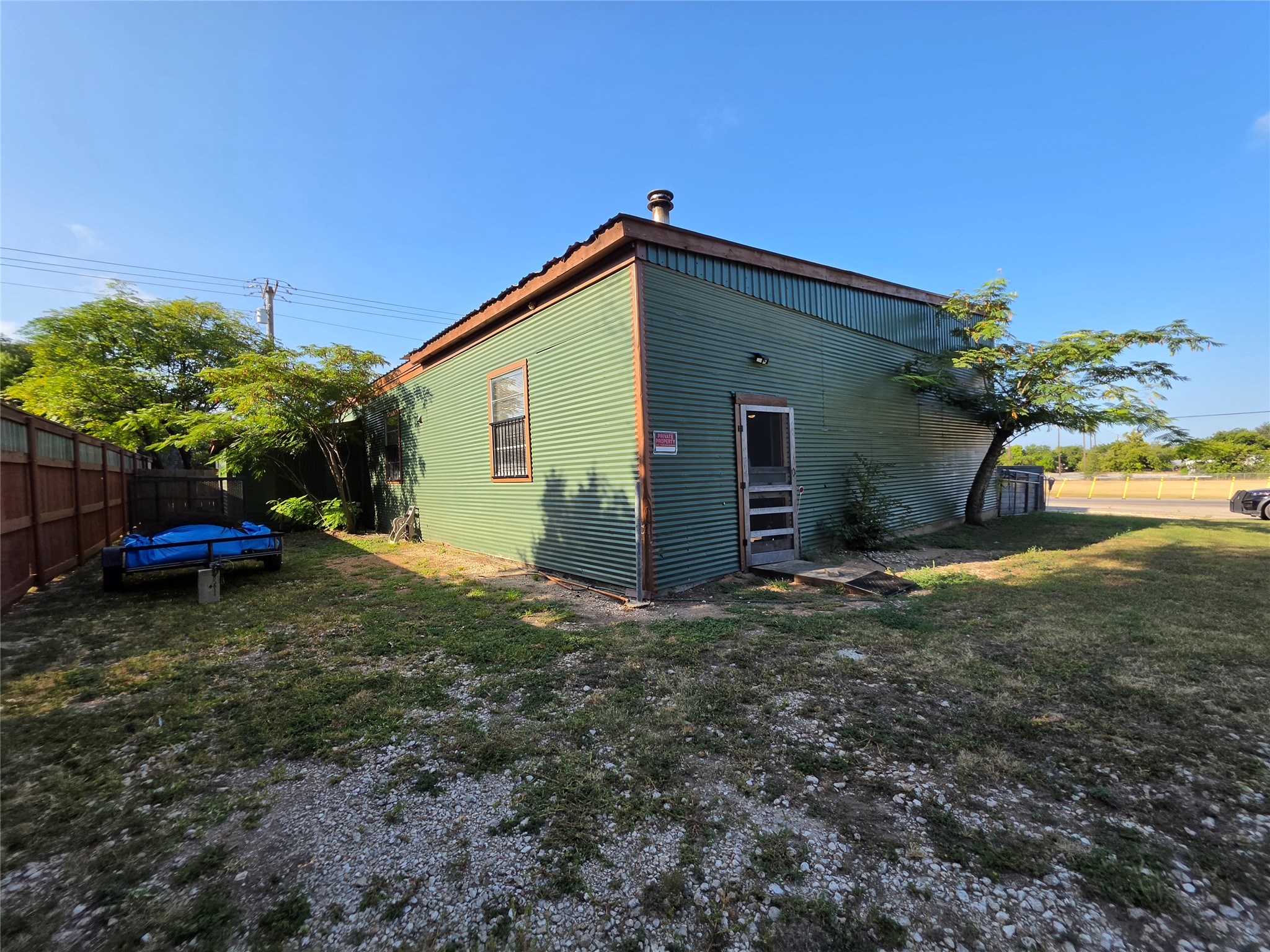 main property photo 22