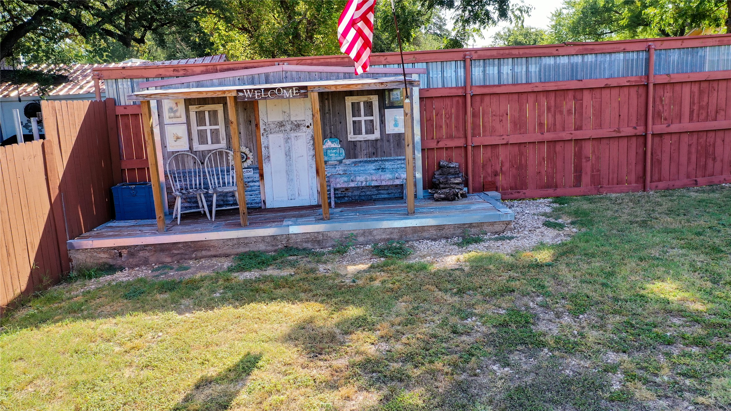 main property photo 33