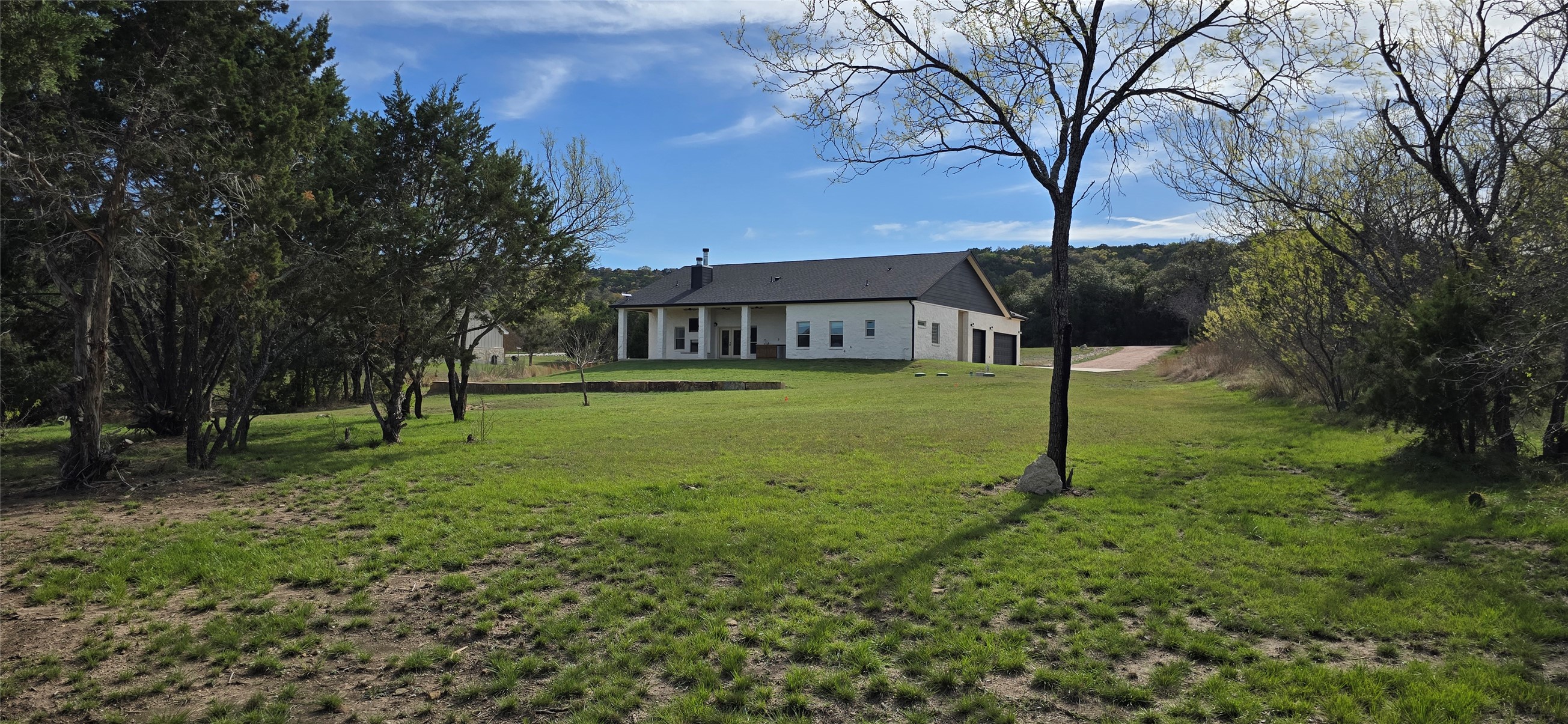 main property photo 29