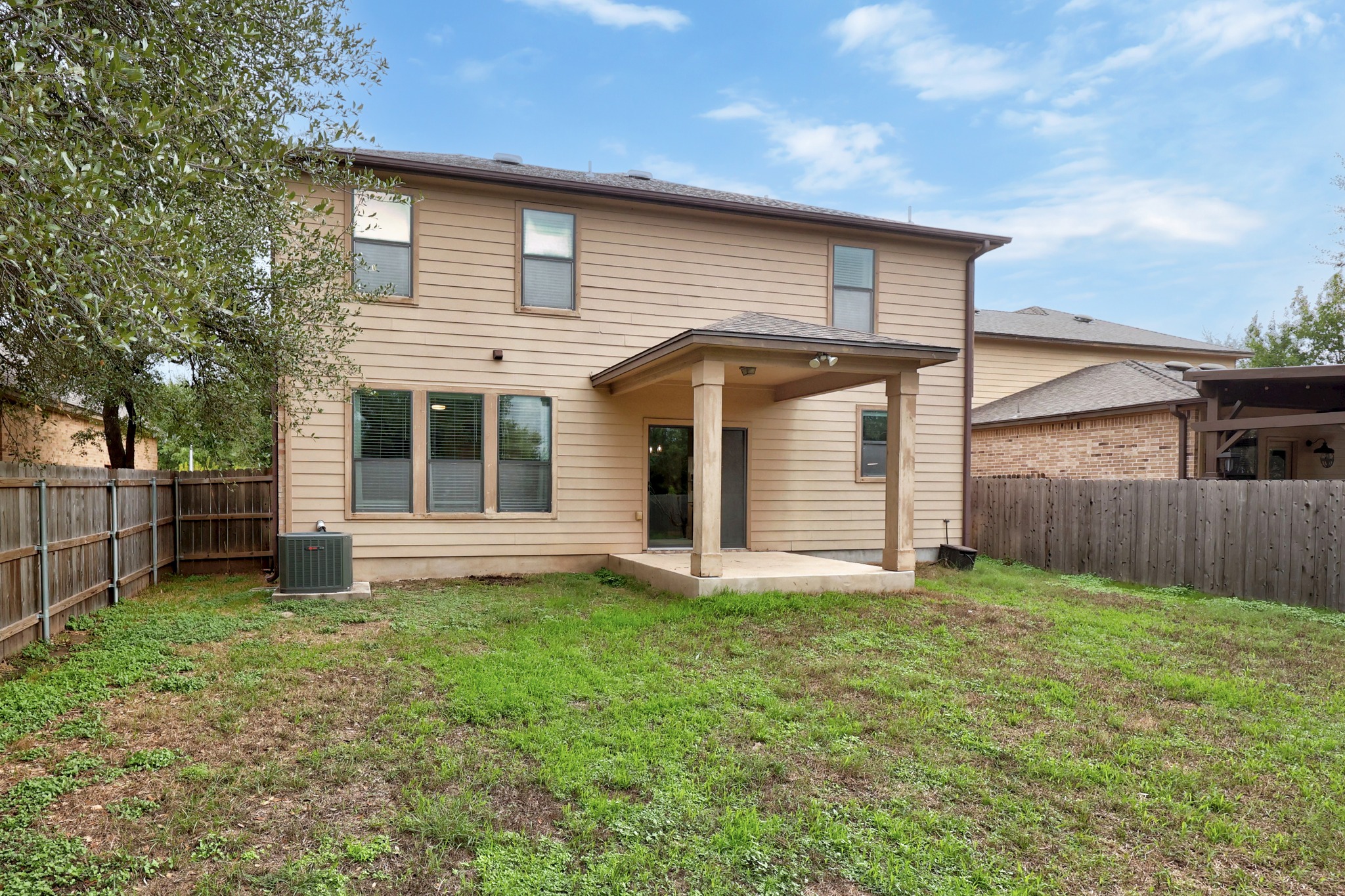 main property photo 31