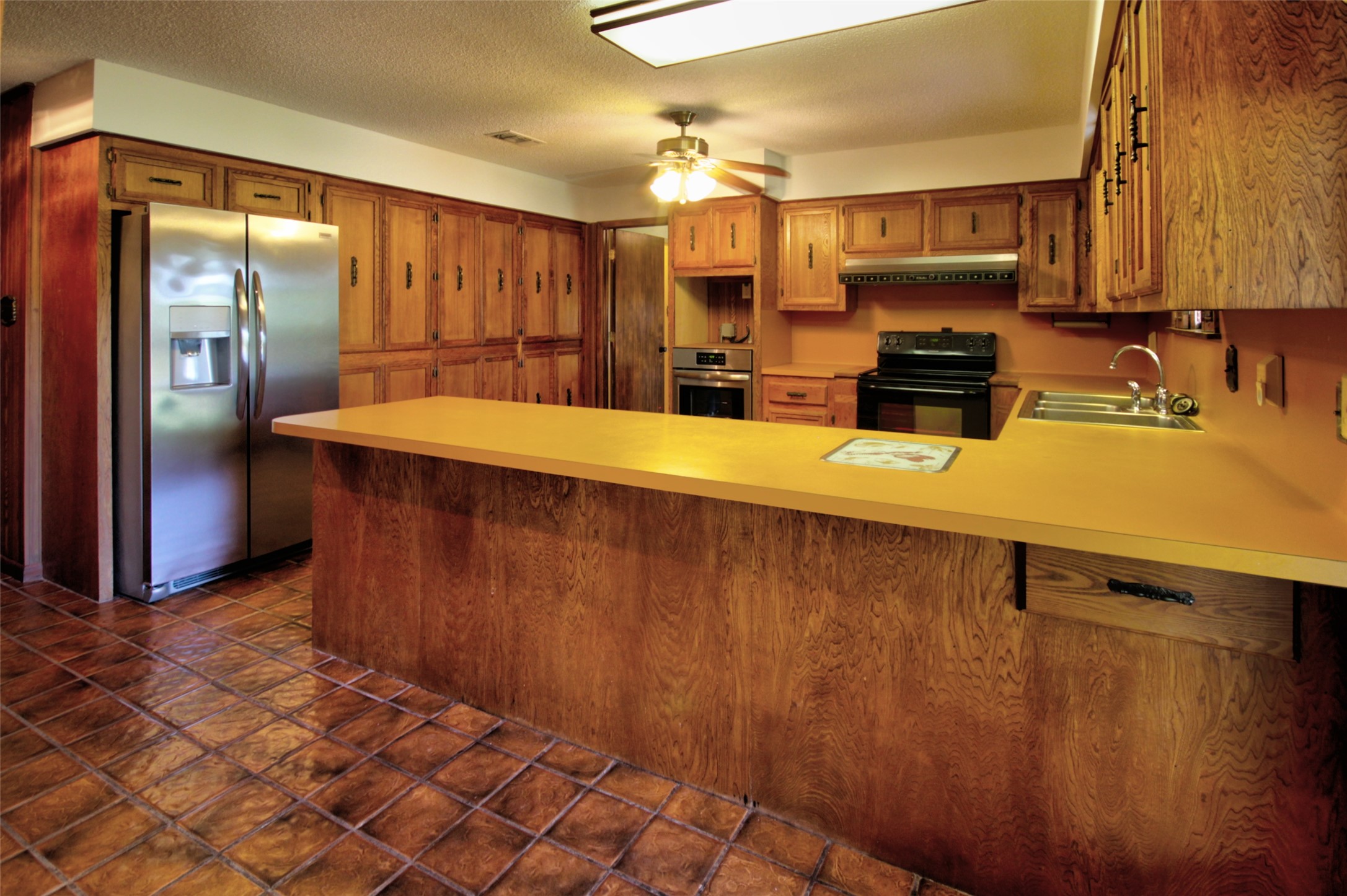 main property photo 11