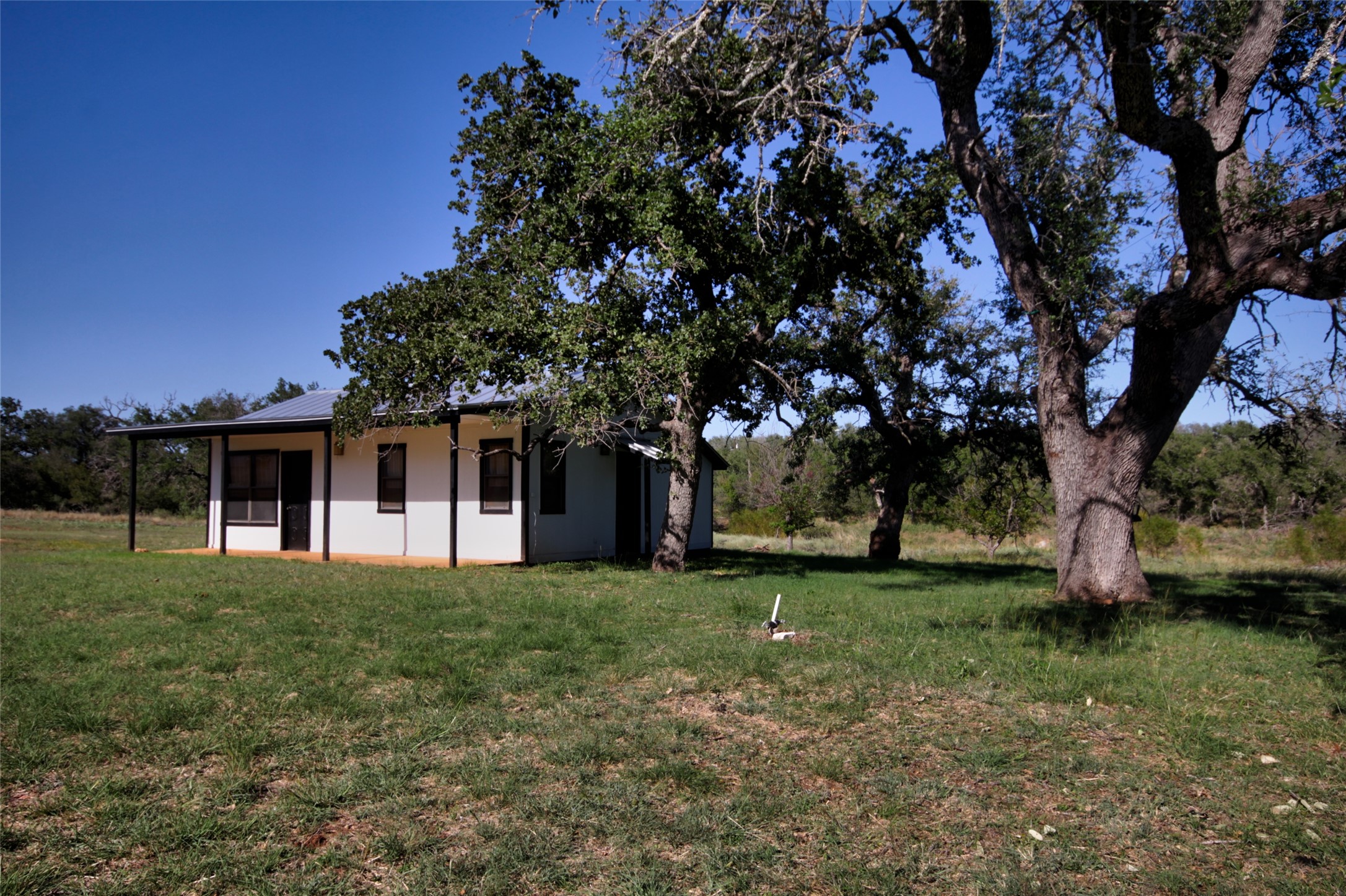 main property photo 23
