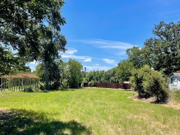 main property photo 6