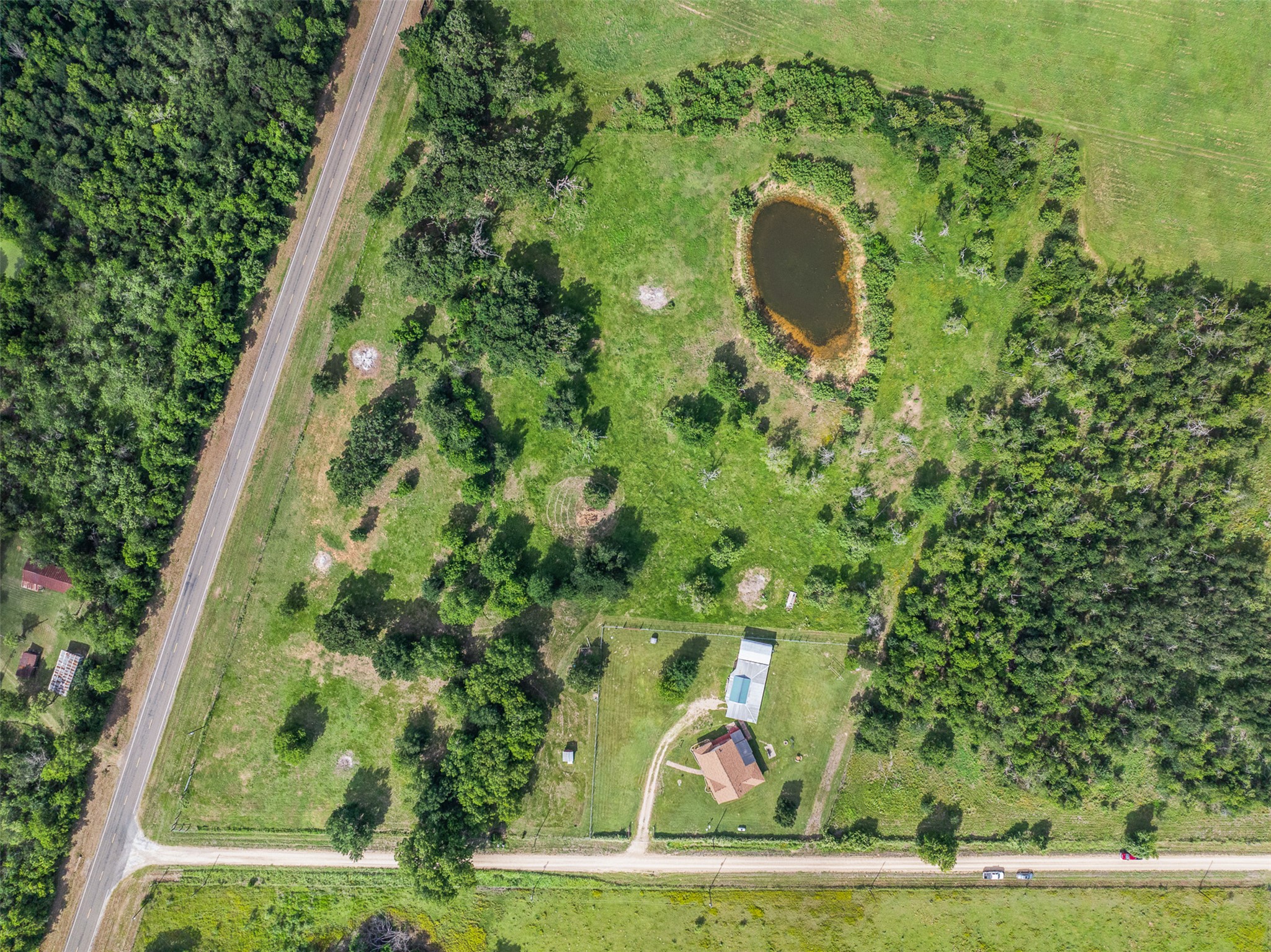 main property photo 12