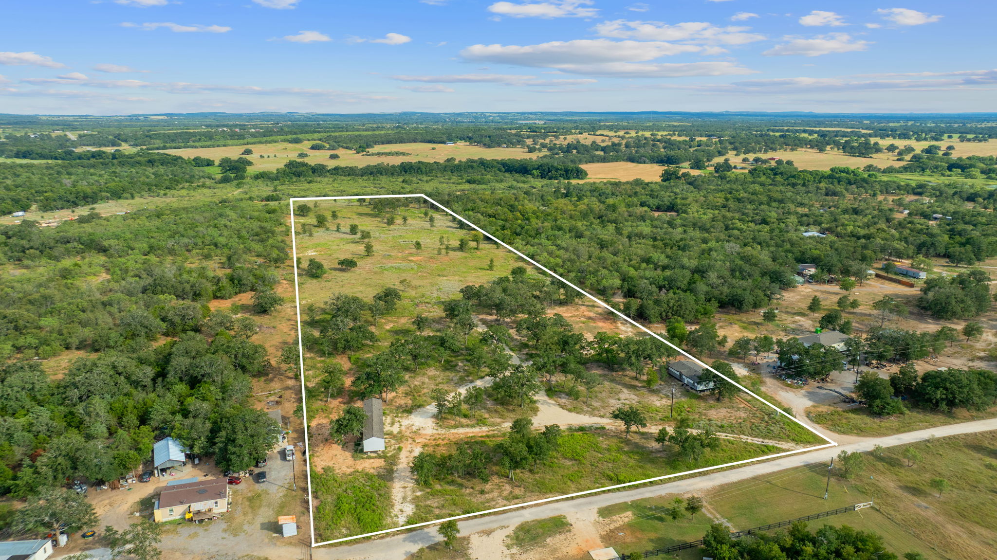 main property photo 16