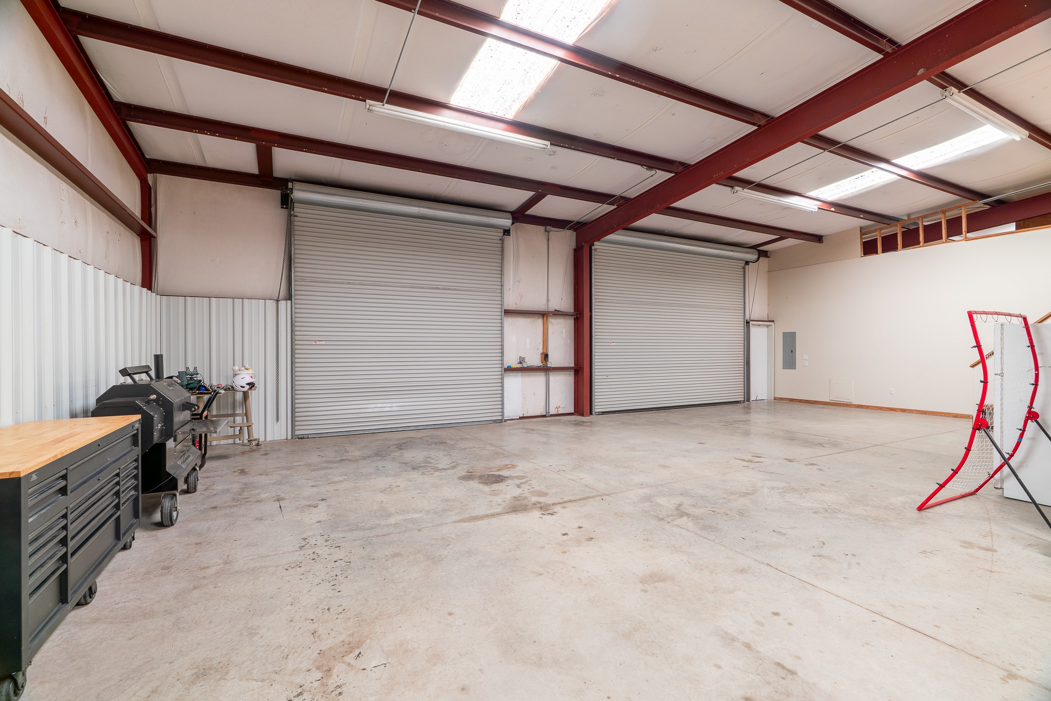 main property photo 27