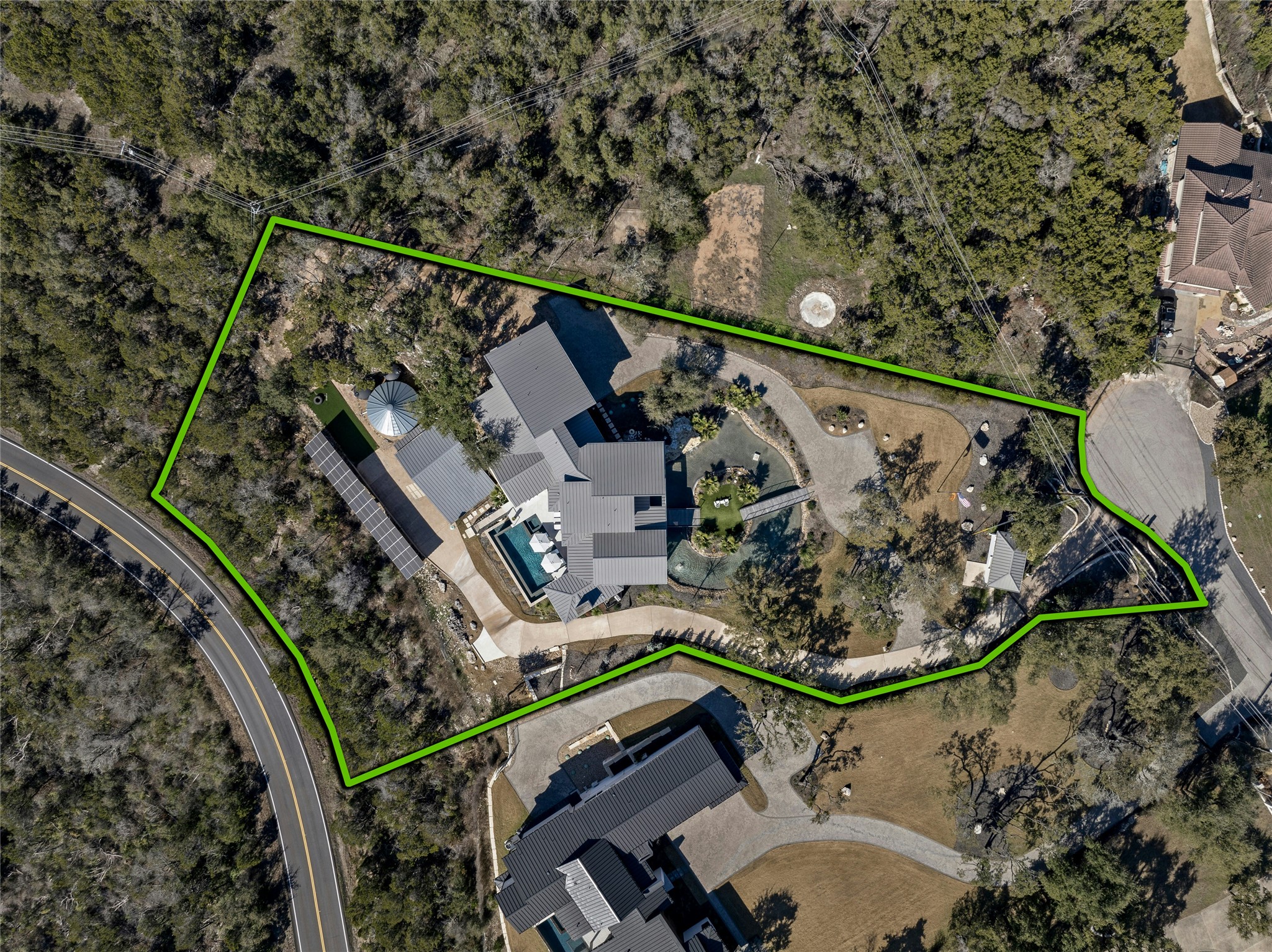 main property photo 2