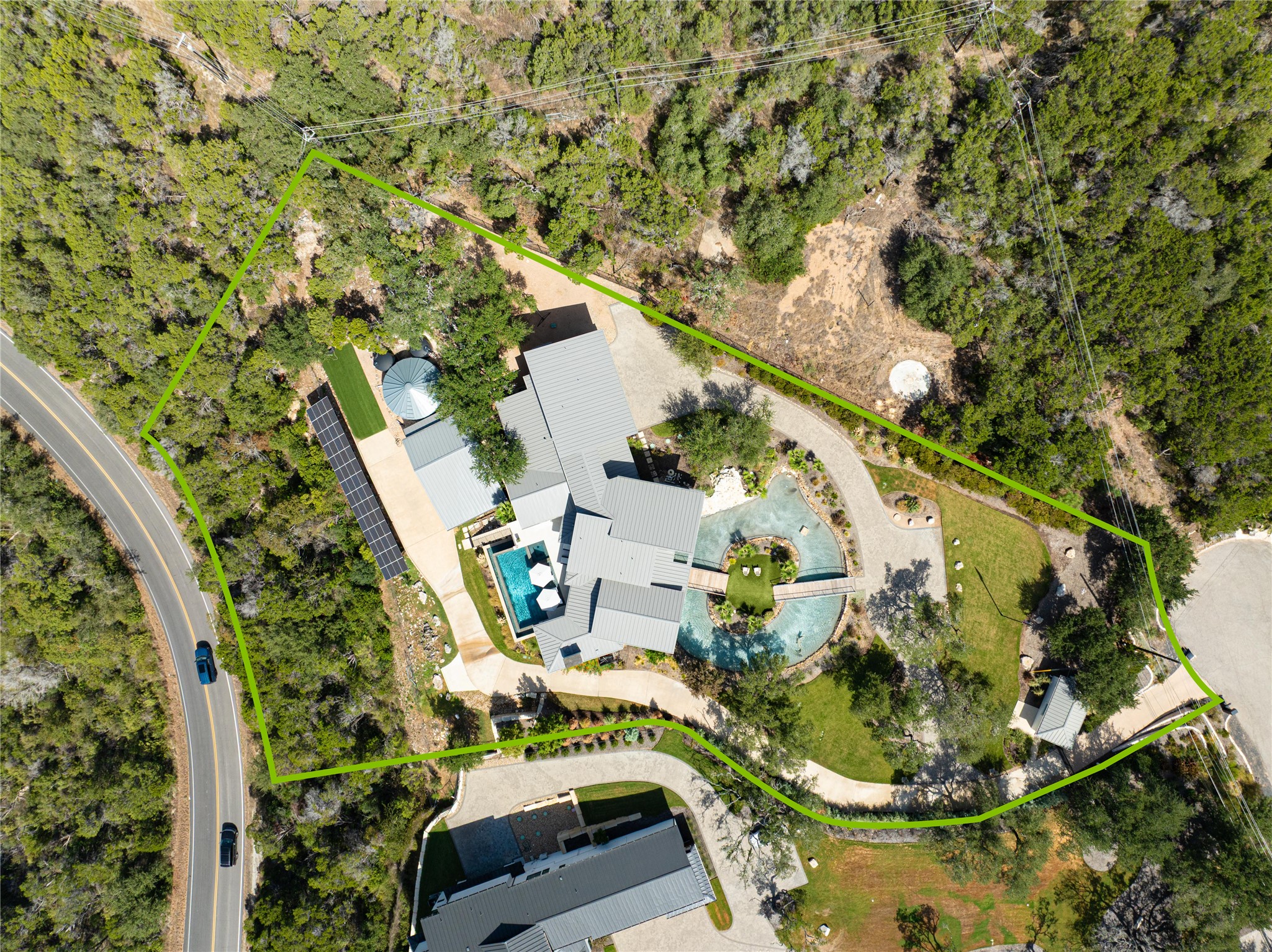 main property photo 36