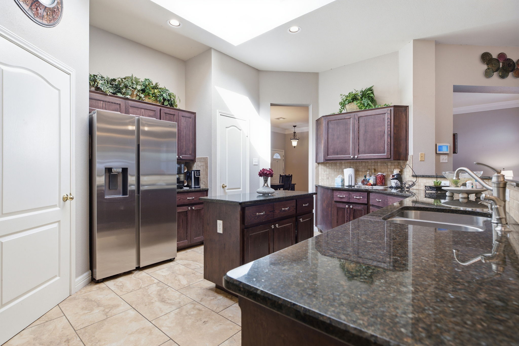 main property photo 12