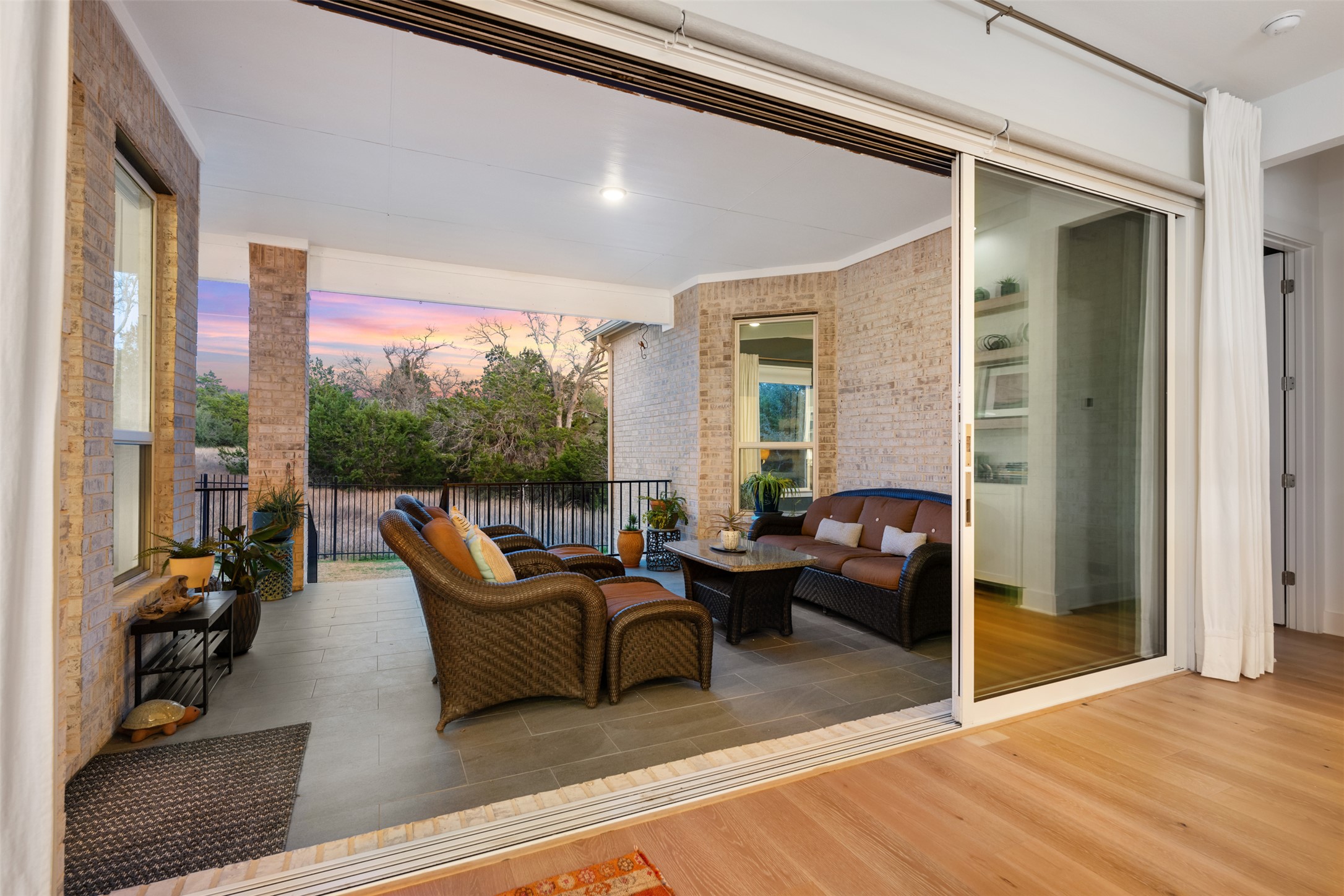main property photo 34