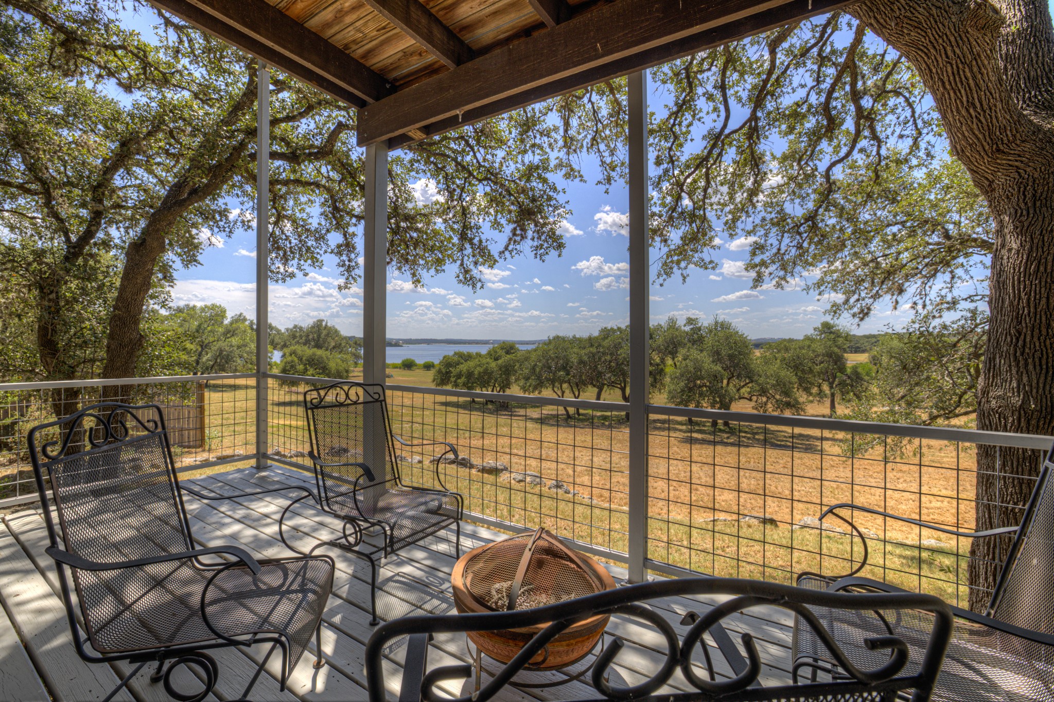 main property photo 31