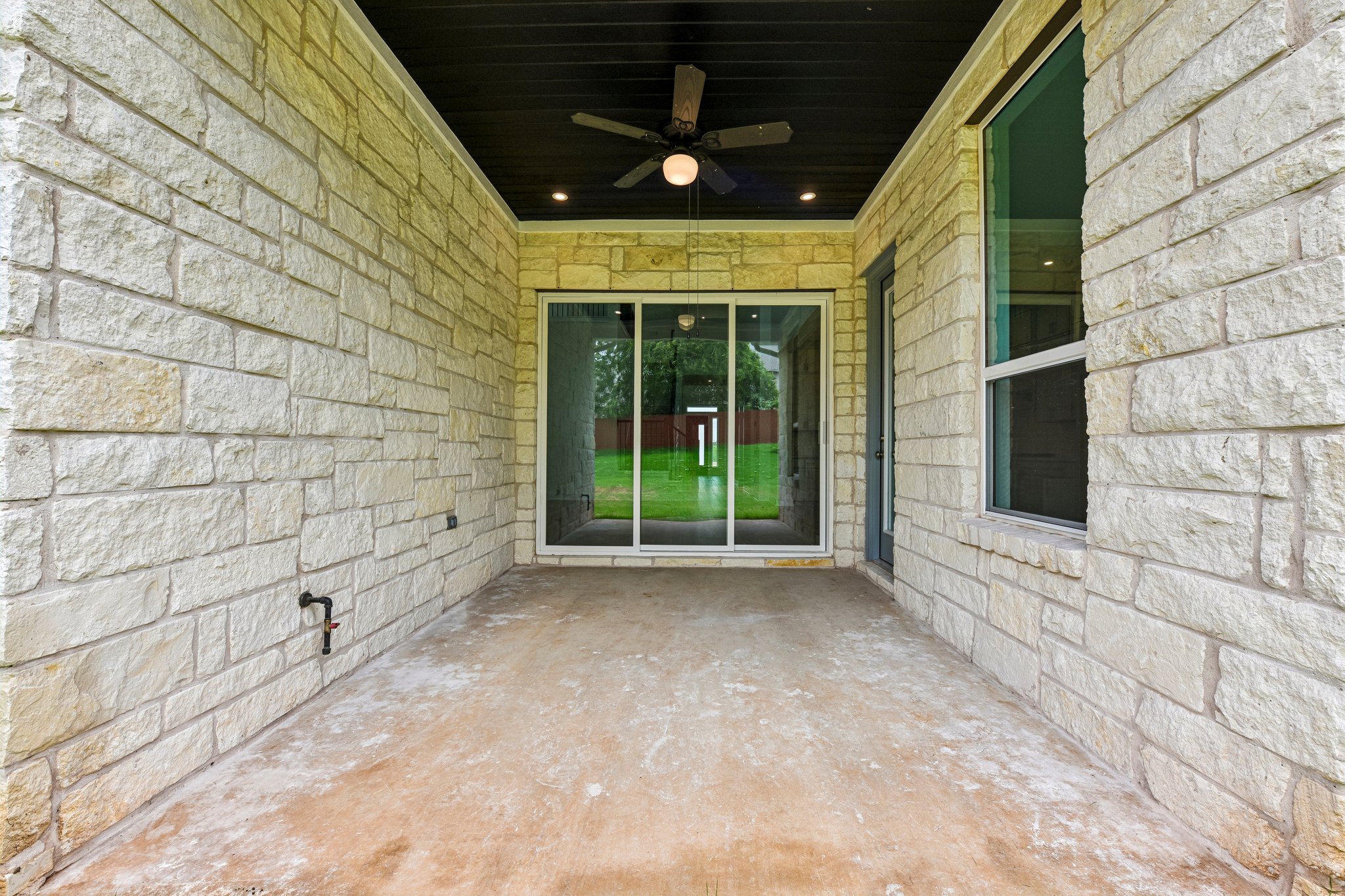 main property photo 36