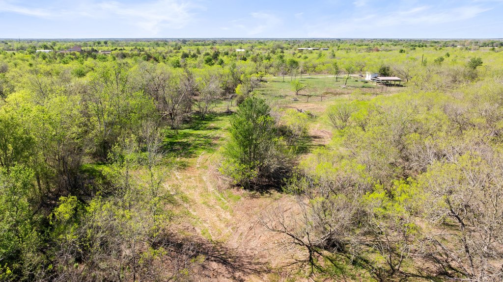 main property photo 27