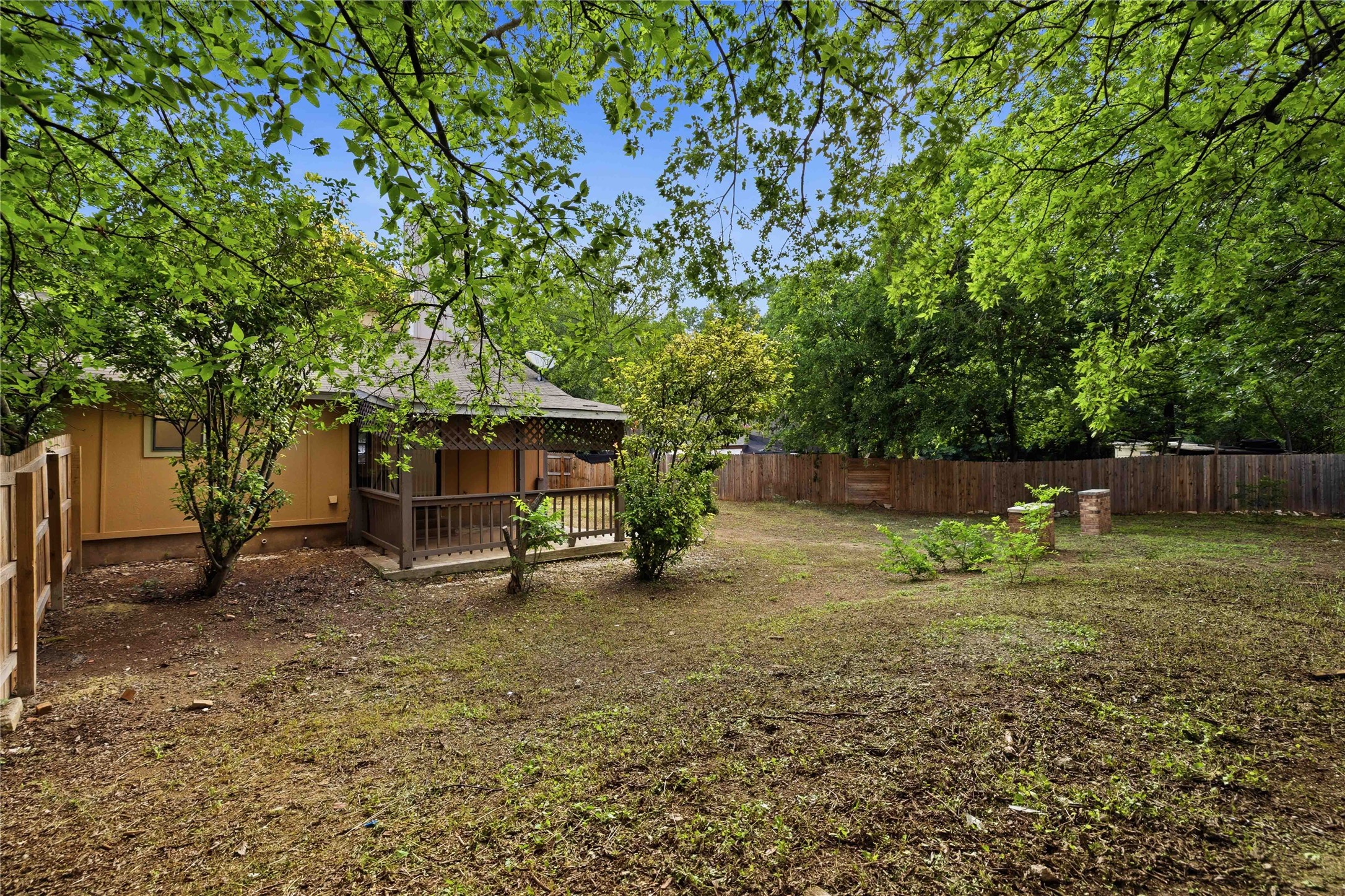 main property photo 20