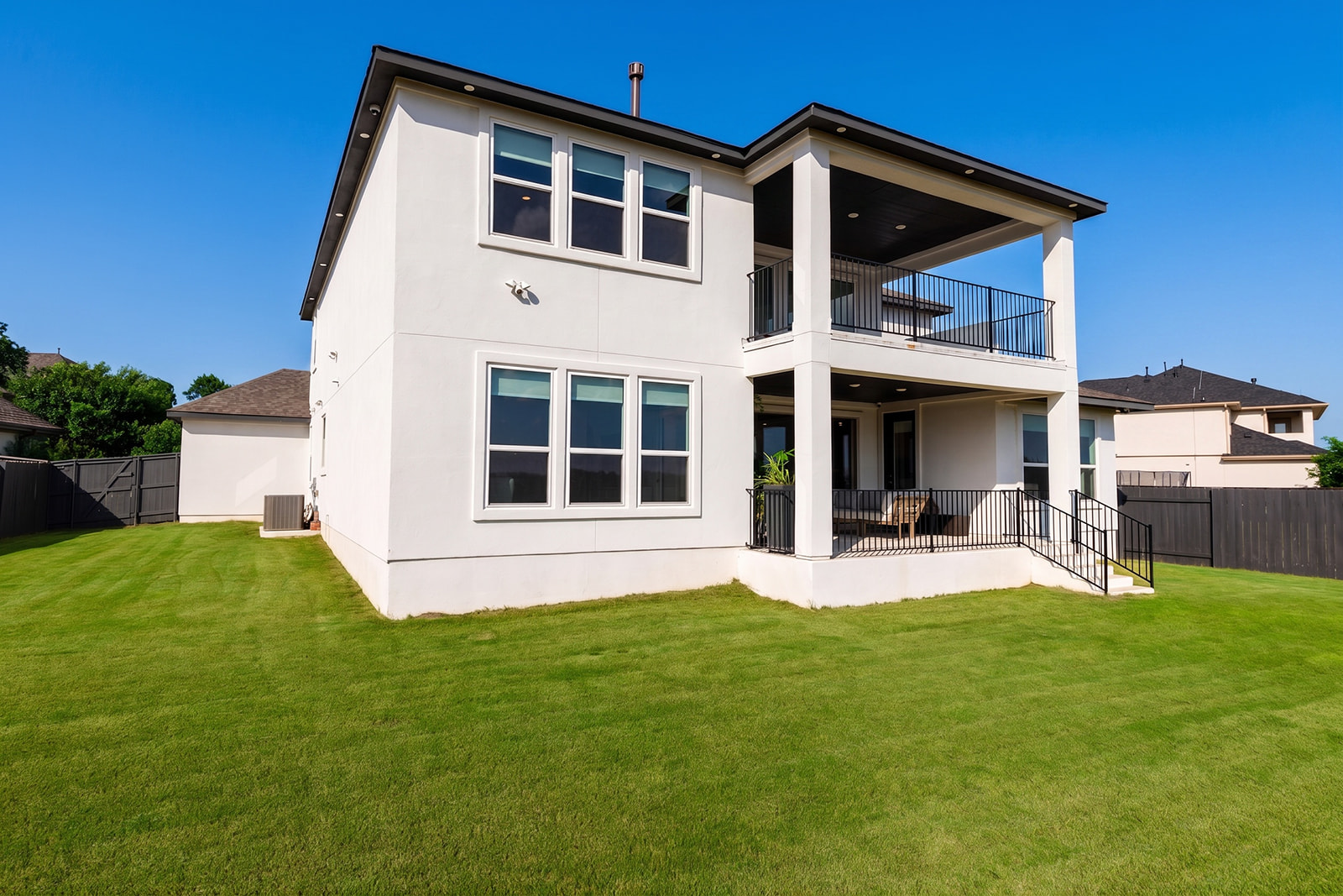 main property photo 31