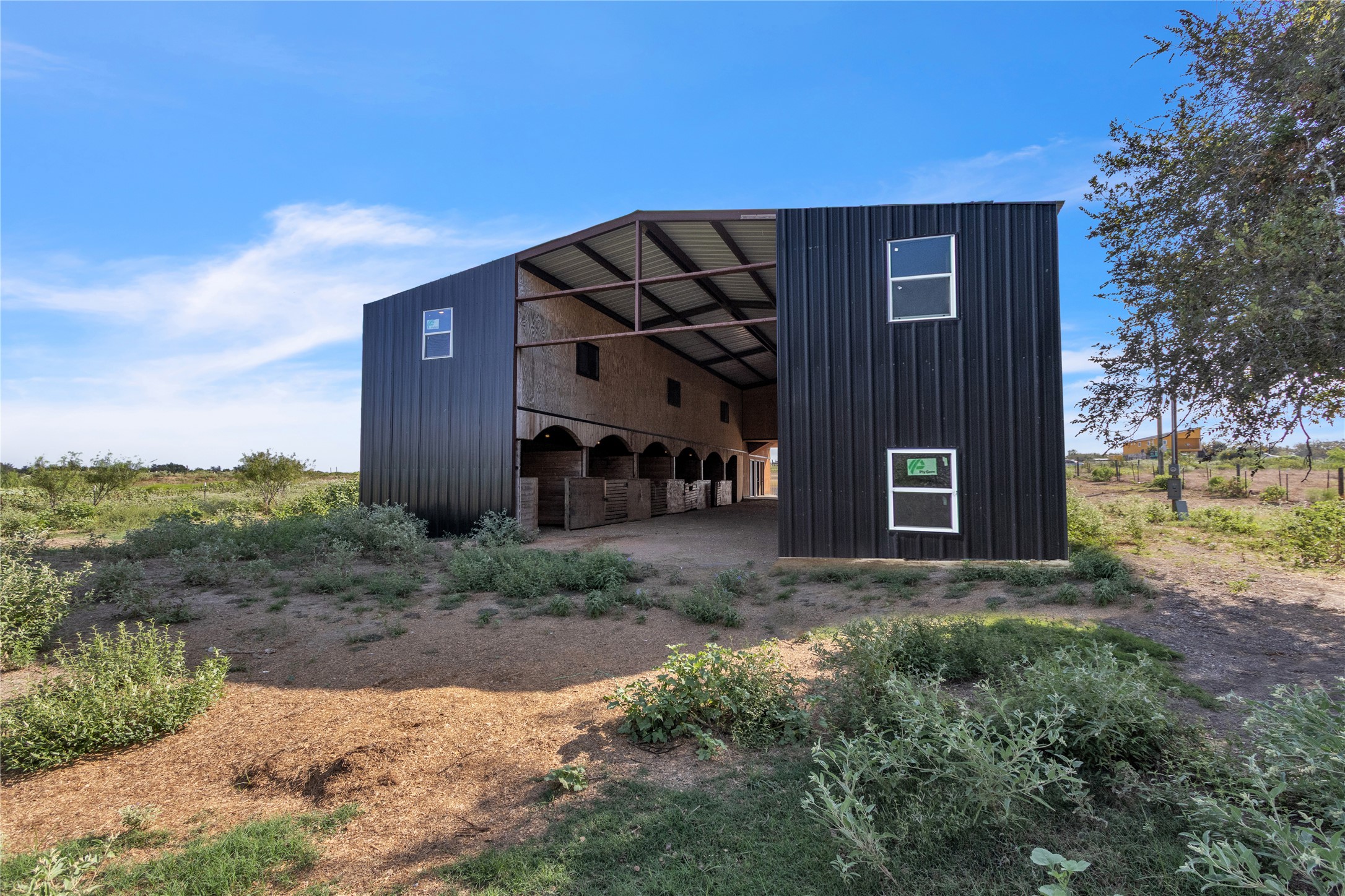 main property photo 35