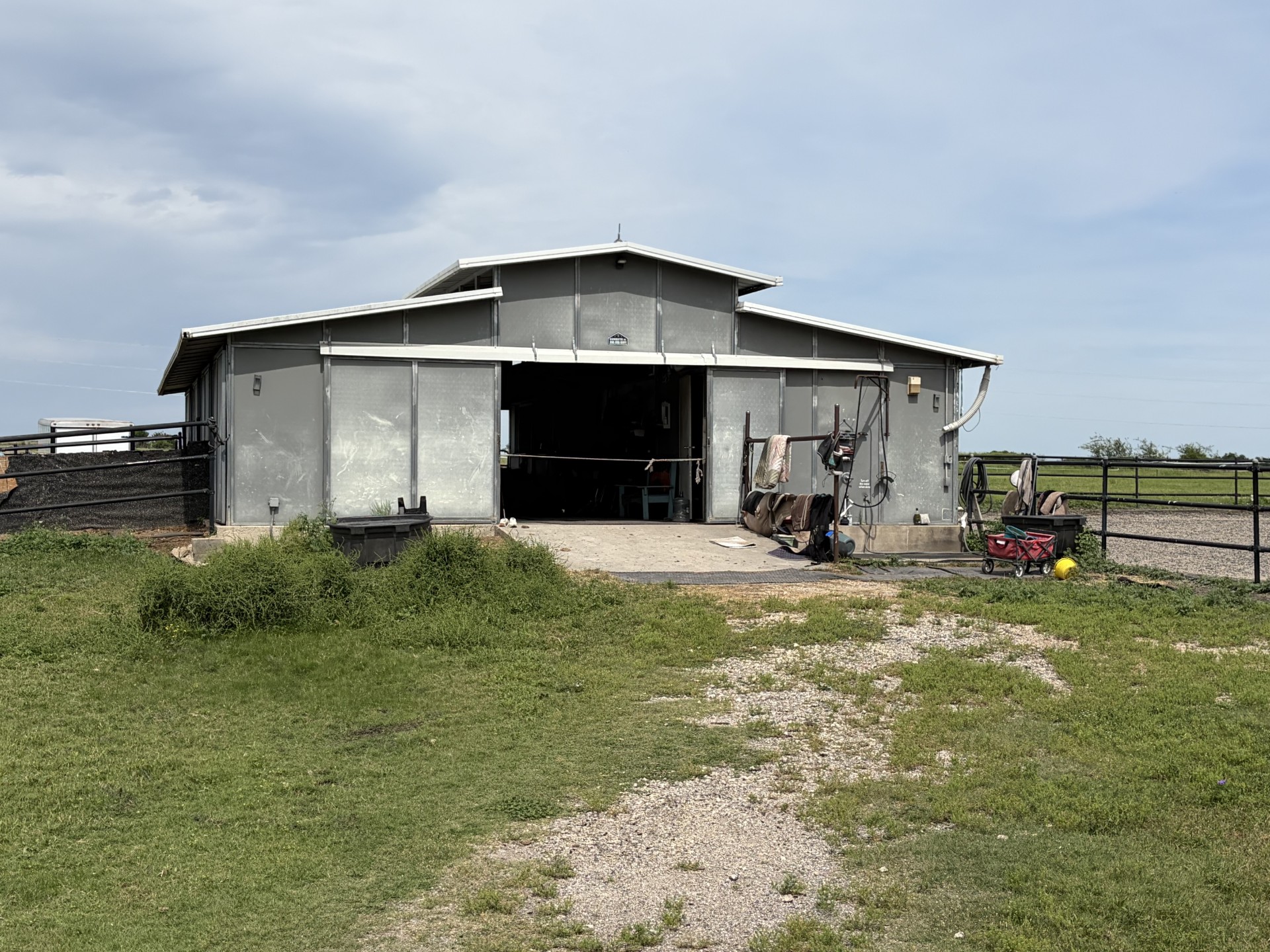 main property photo 10