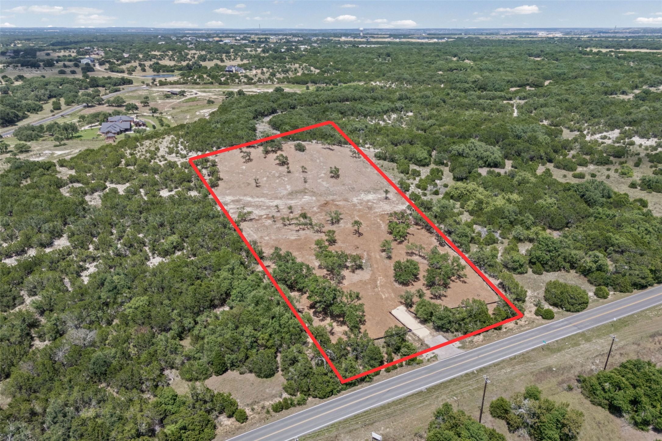 main property photo 10