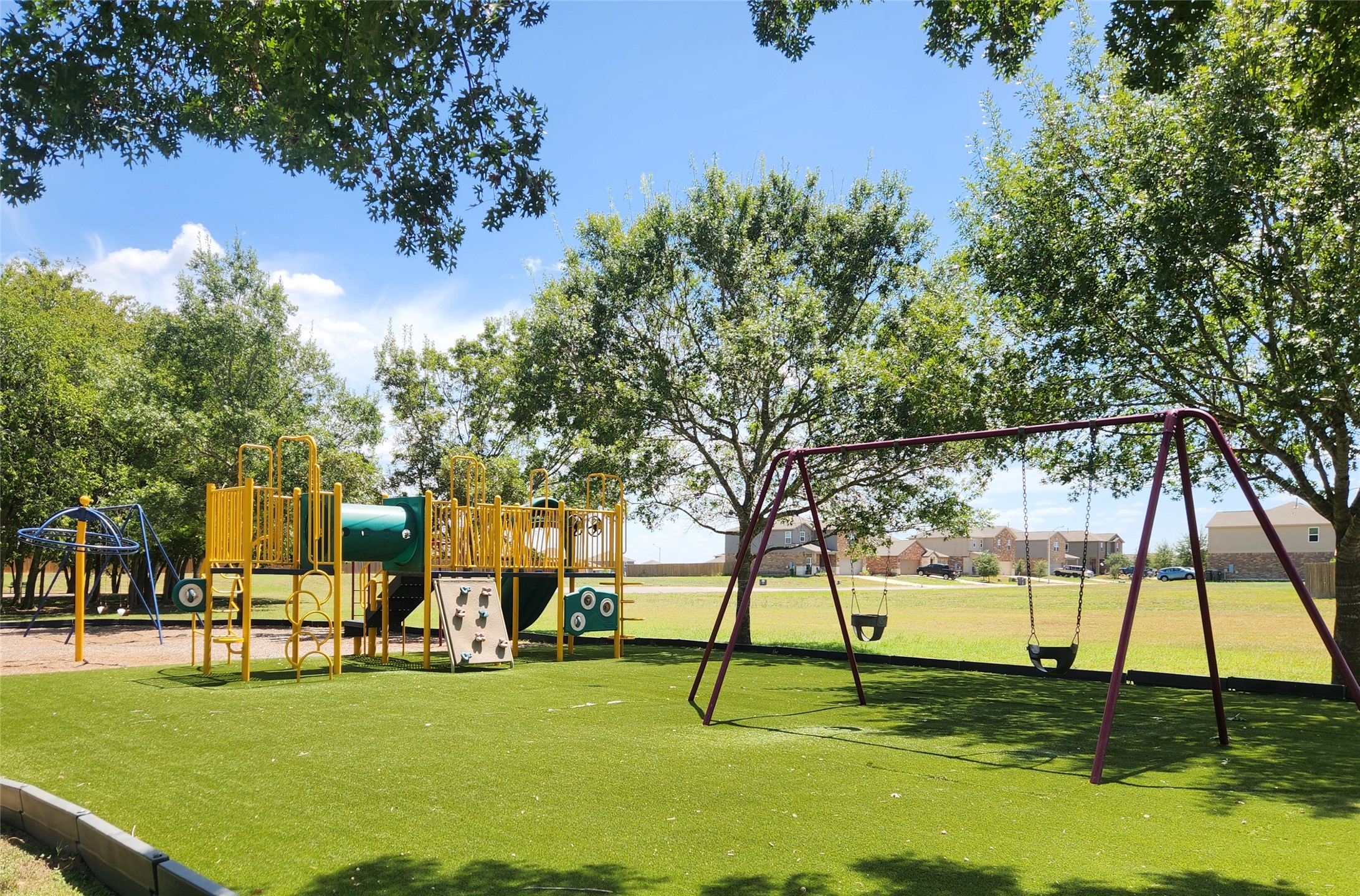 main property photo 18