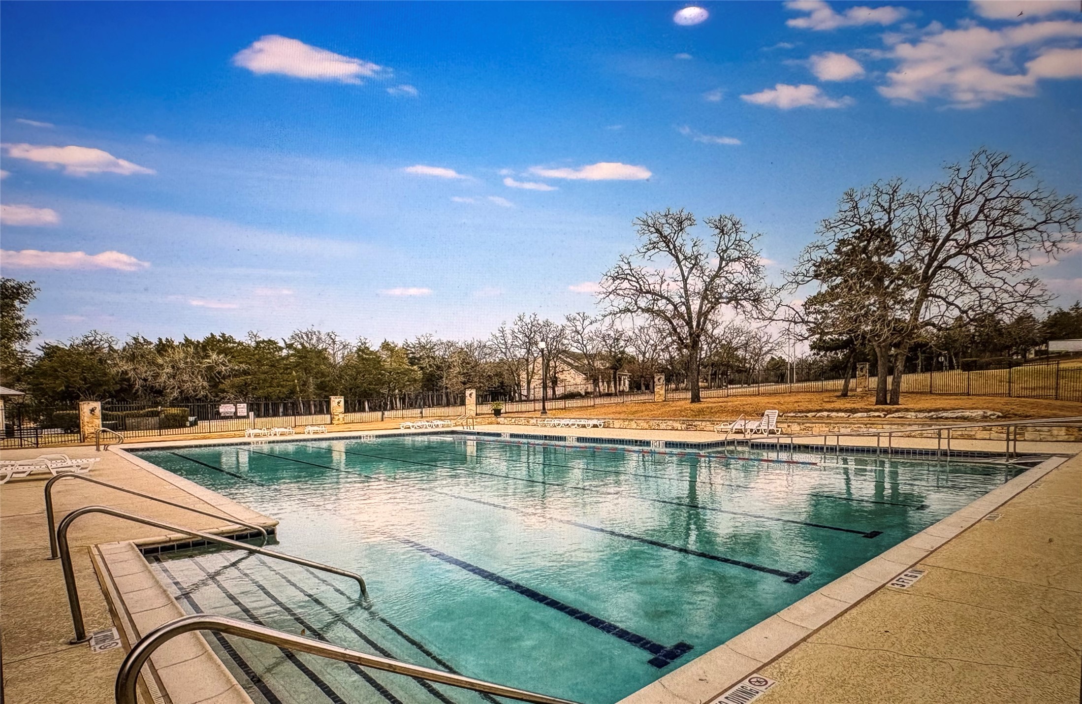main property photo 26
