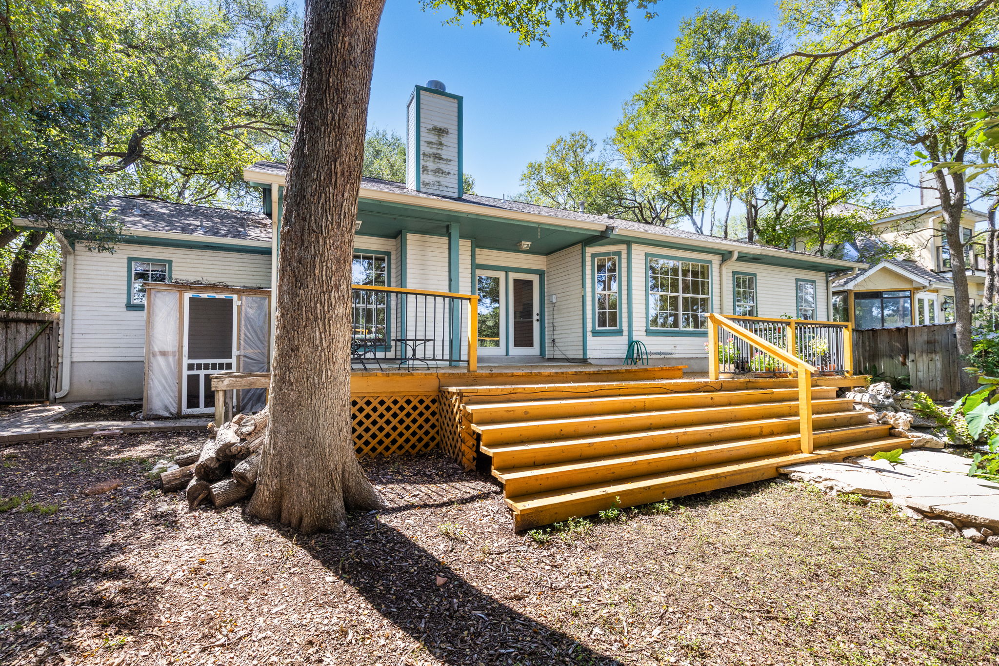 main property photo 27