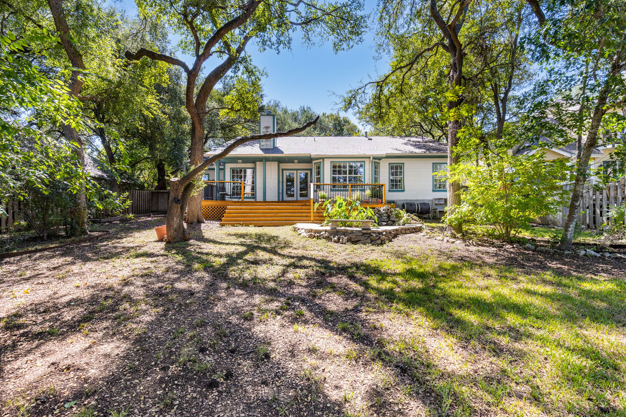 main property photo 31