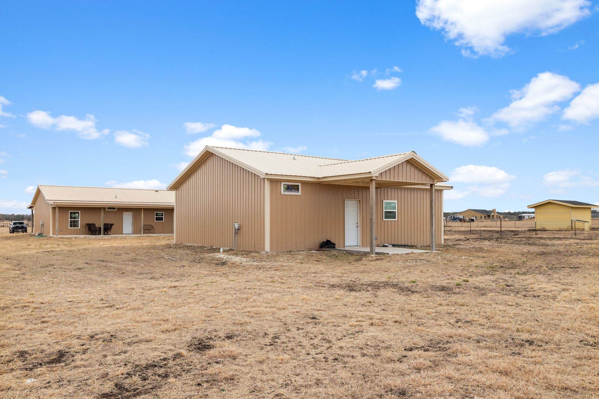 main property photo 17