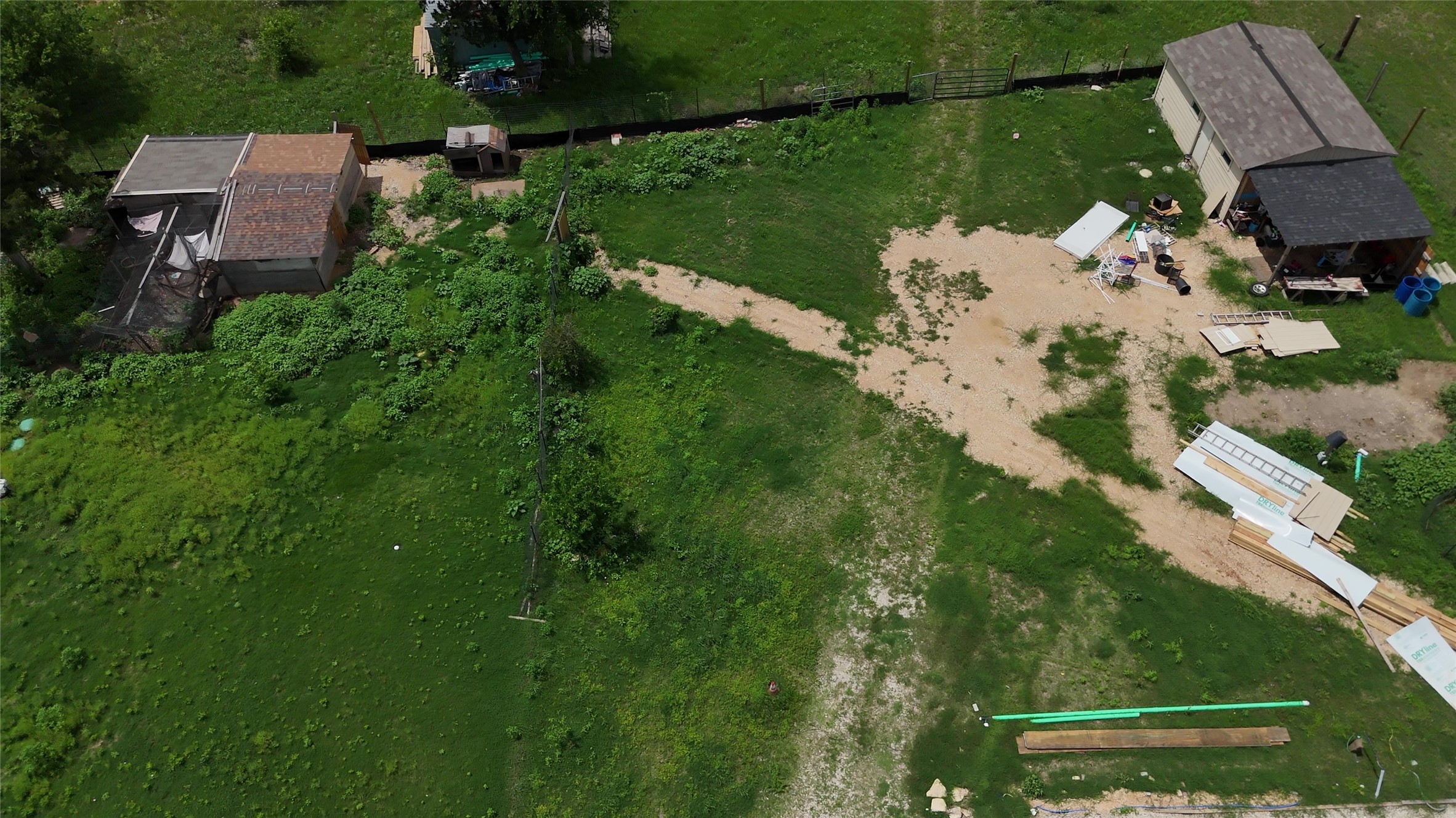 main property photo 13