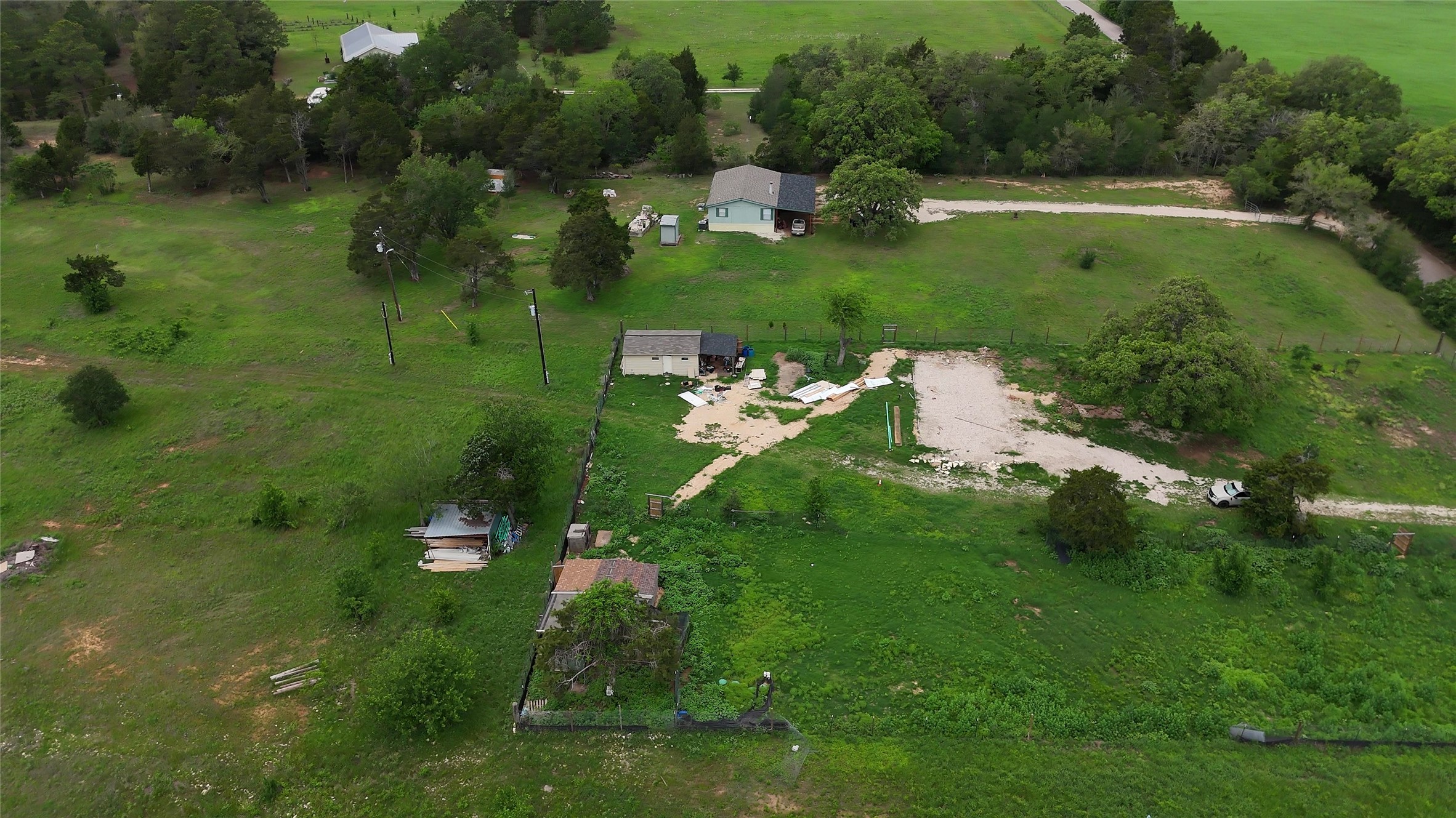 main property photo 25