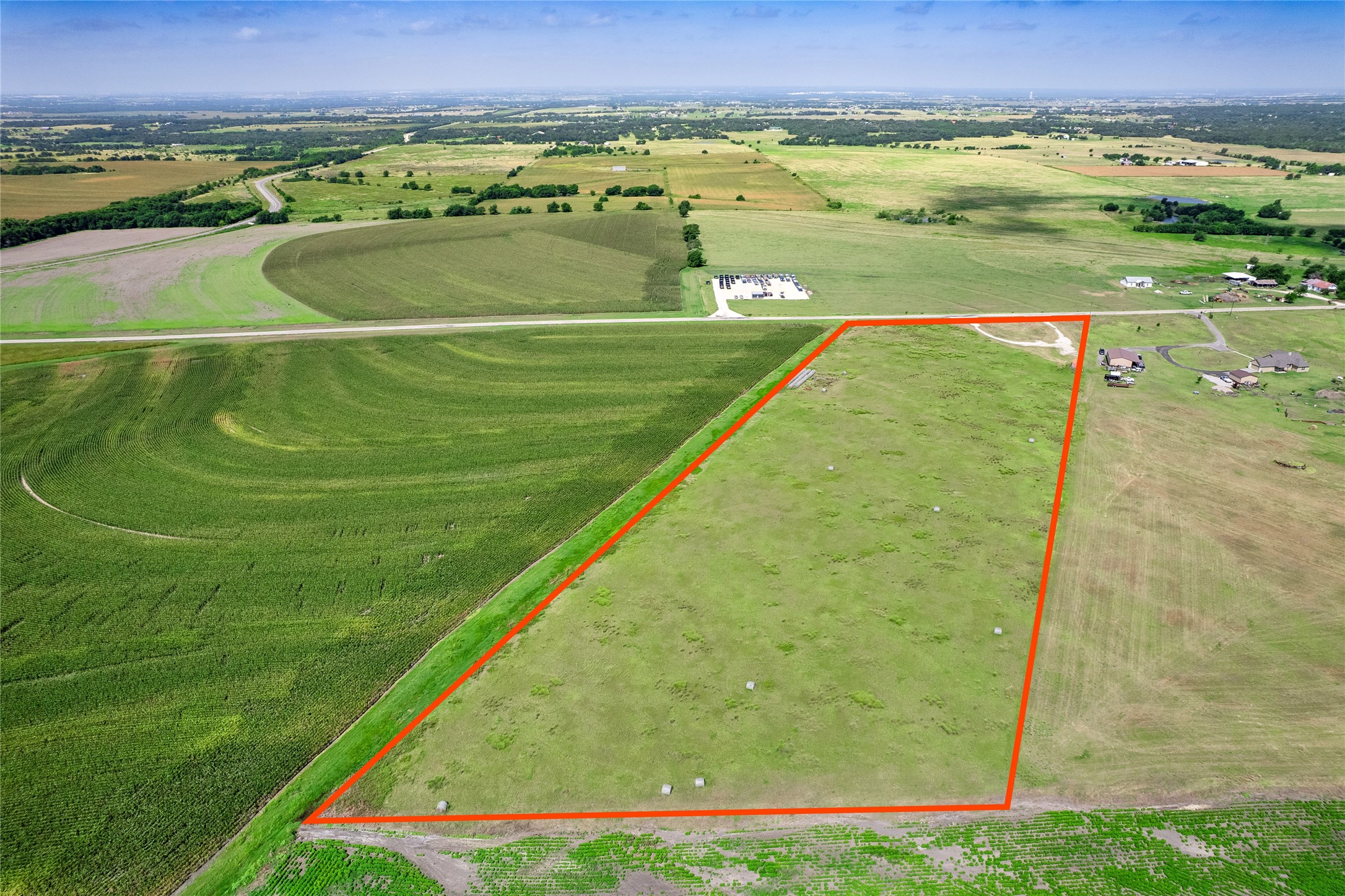 main property photo 9