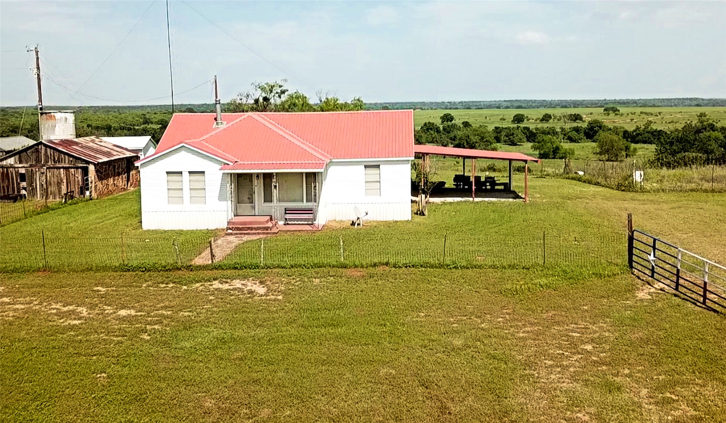 main property photo 6