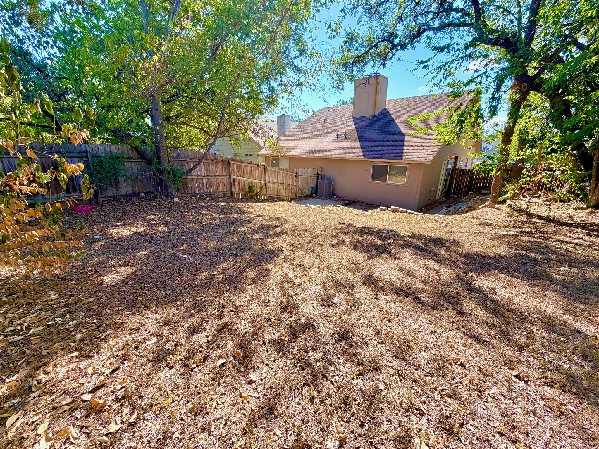 main property photo 19