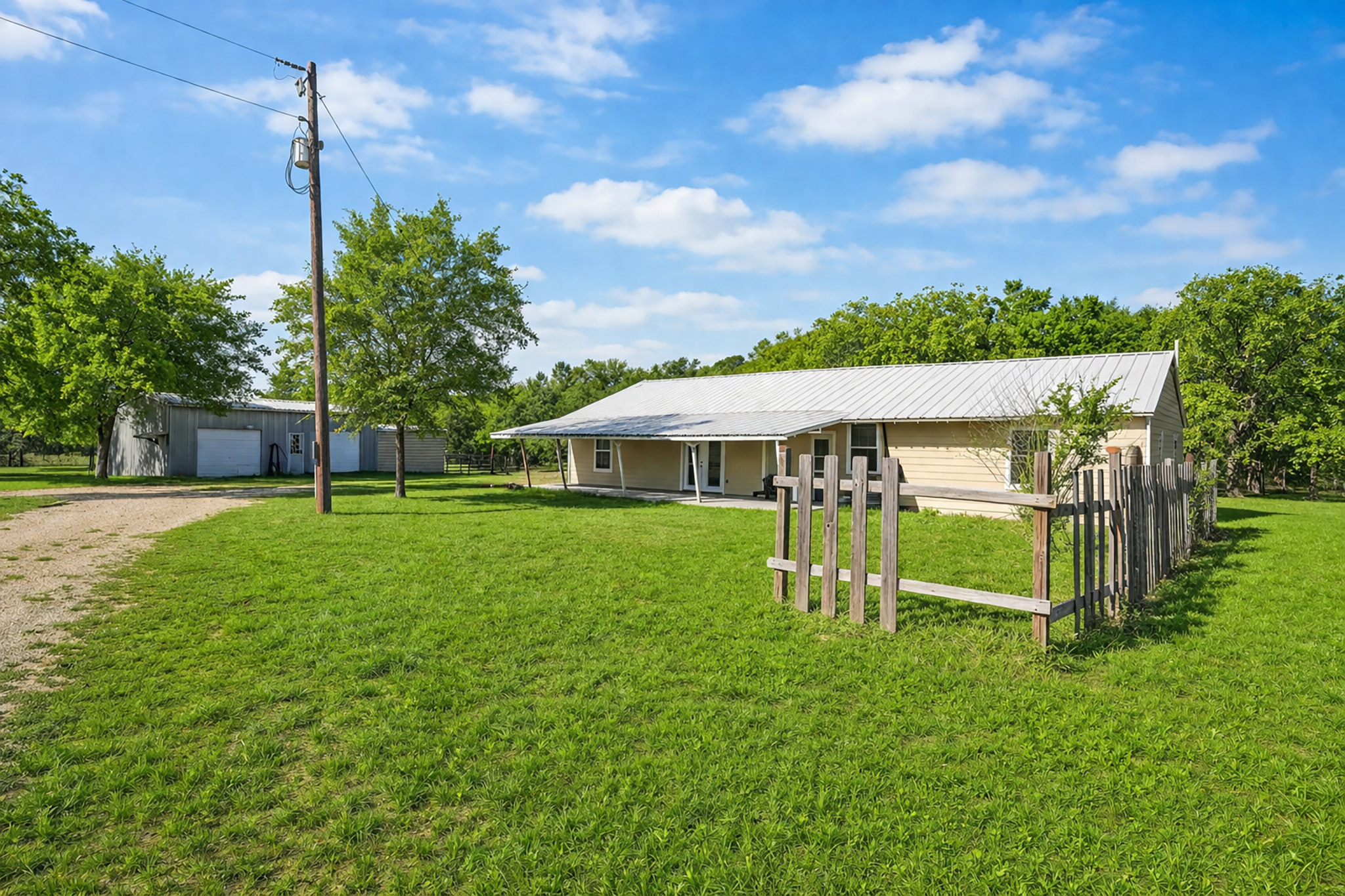 main property photo 2