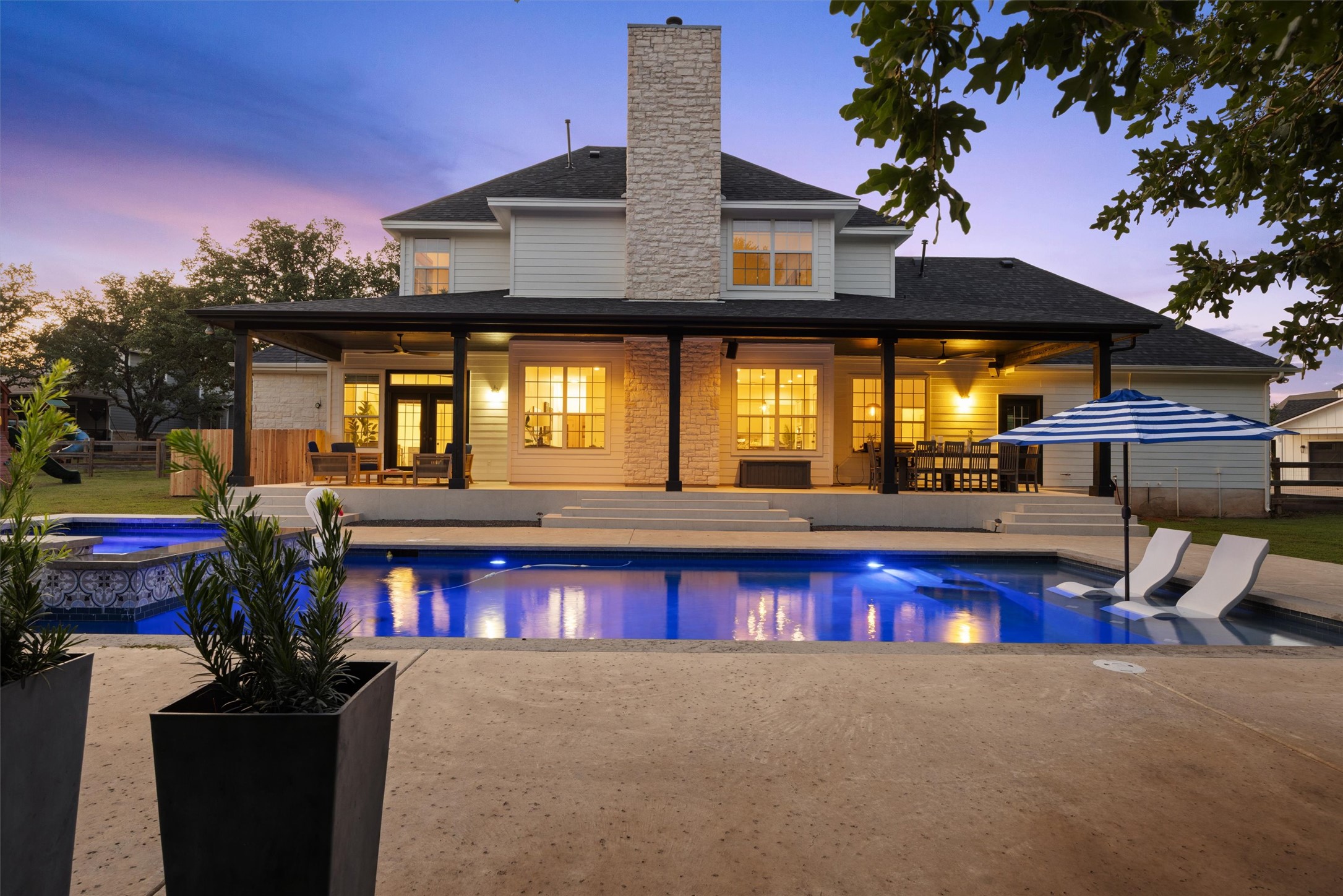 main property photo 36
