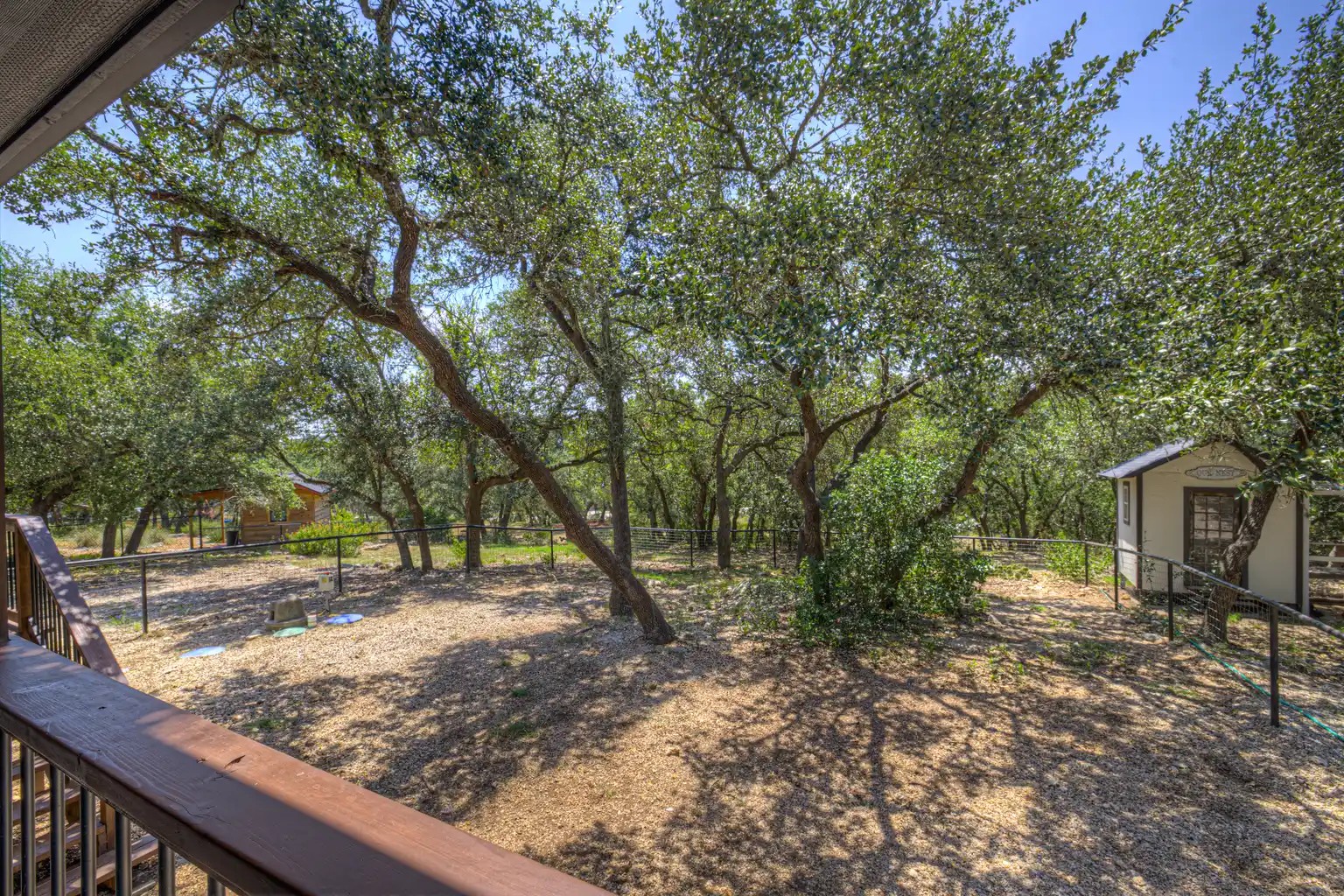 main property photo 26