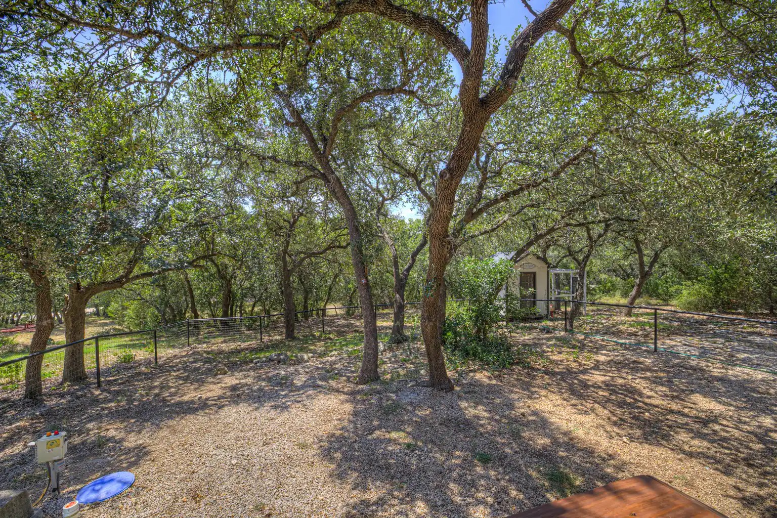 main property photo 29