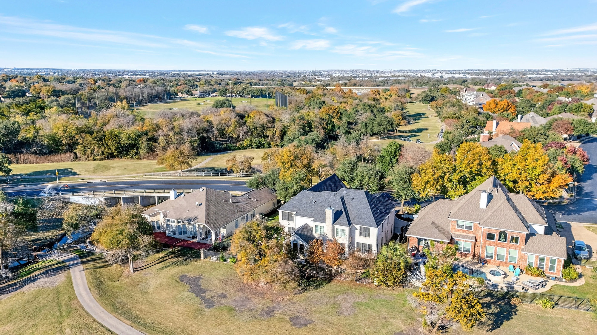 main property photo 37