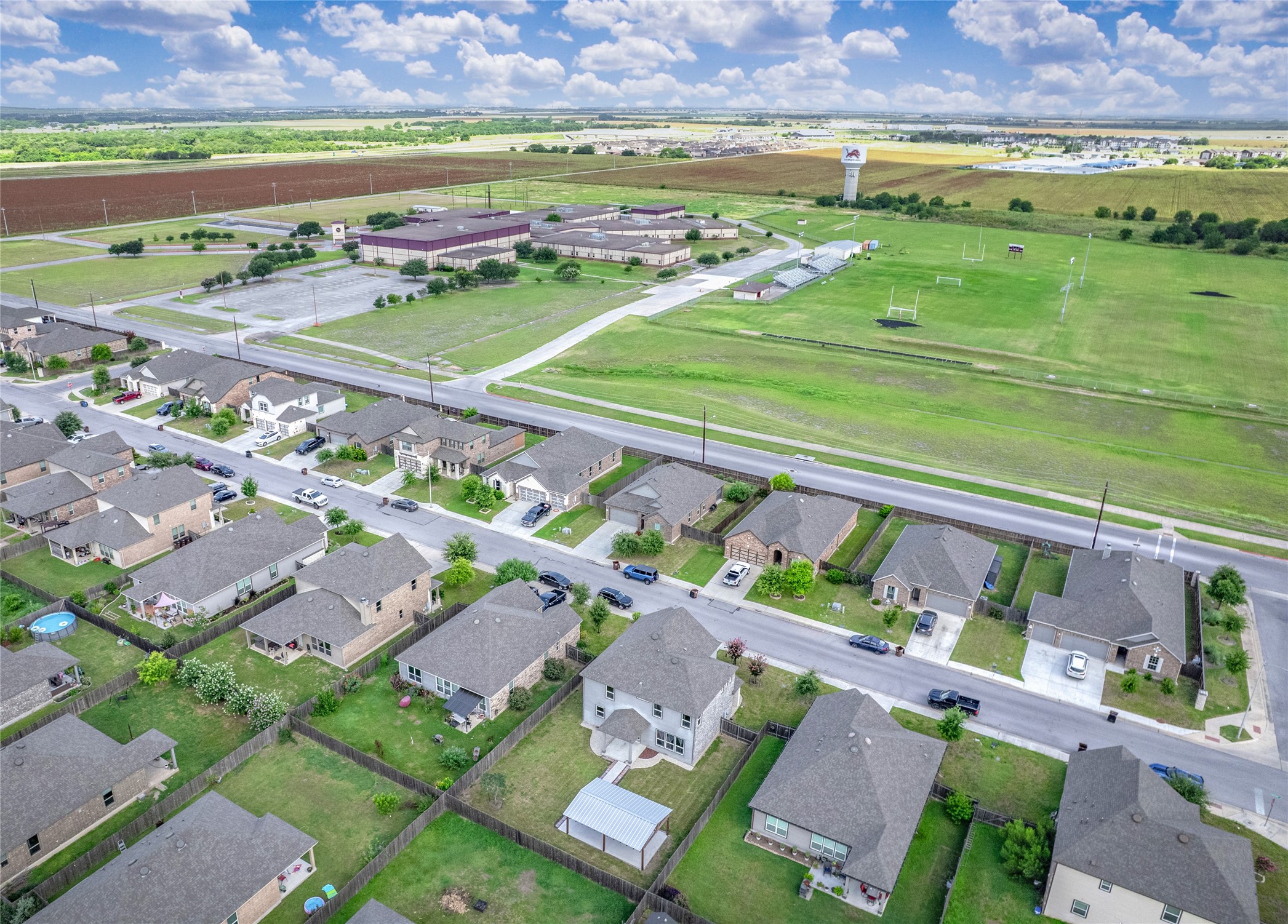 main property photo 35