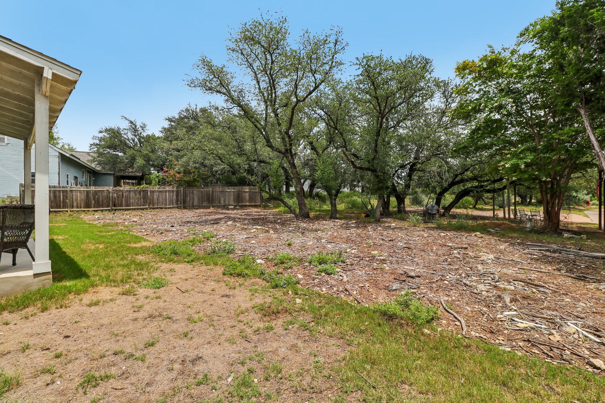 main property photo 4