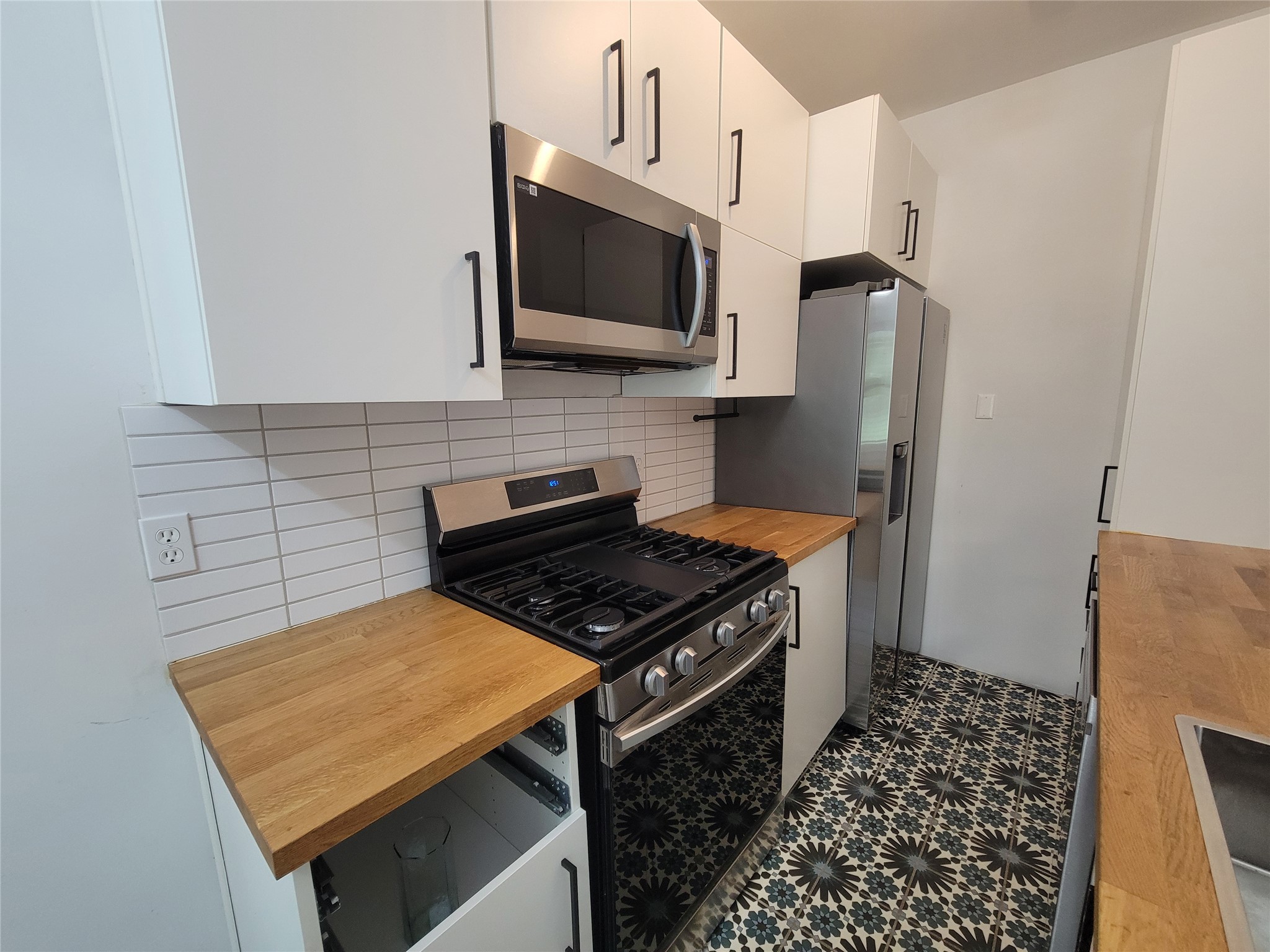 main property photo 15