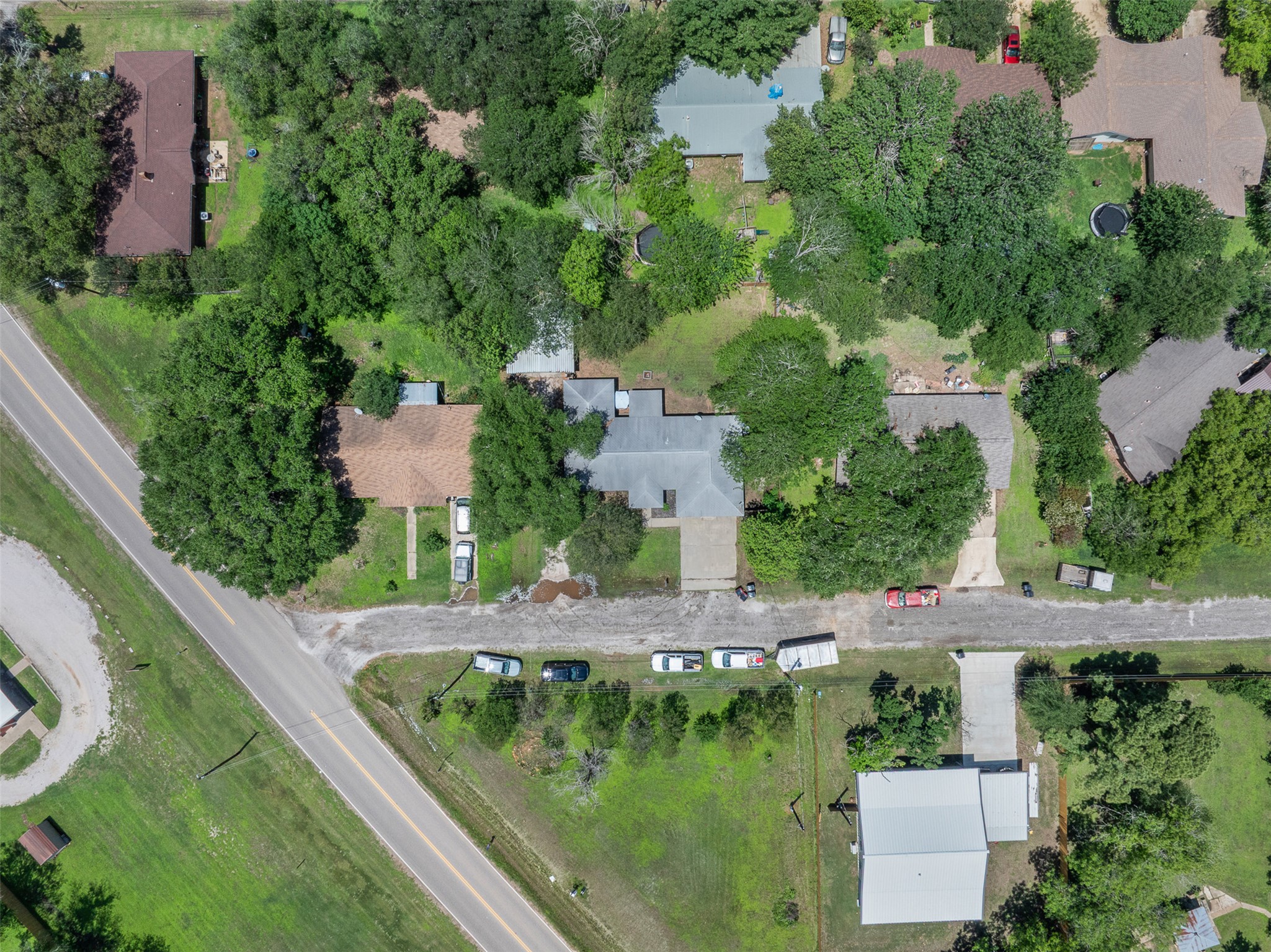 main property photo 23