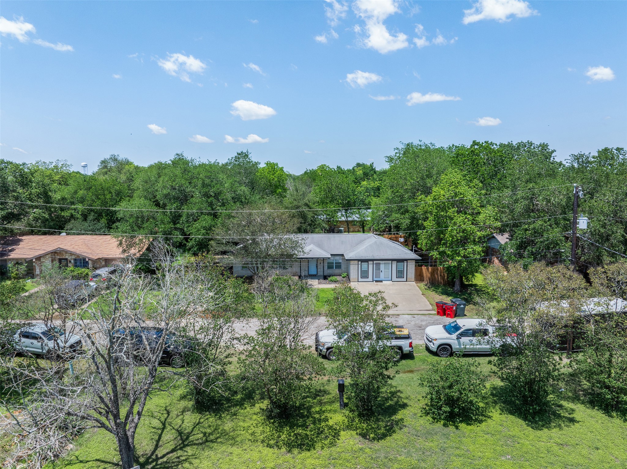 main property photo 27