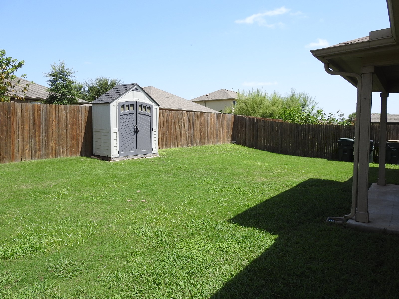 main property photo 17